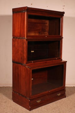 Globe Wernicke Mahogany Bookcase With 3 Large Elements And A Drawer