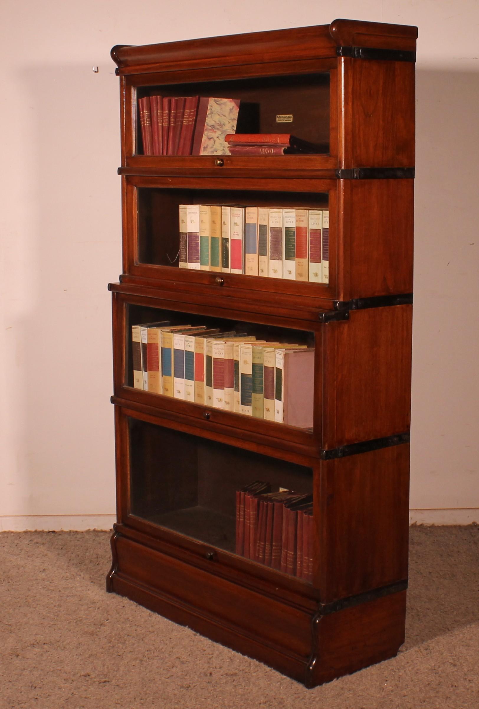 Globe Wernicke Libreria in mogano con 4 elementi e due parti inferiori avanzate in vendita 3