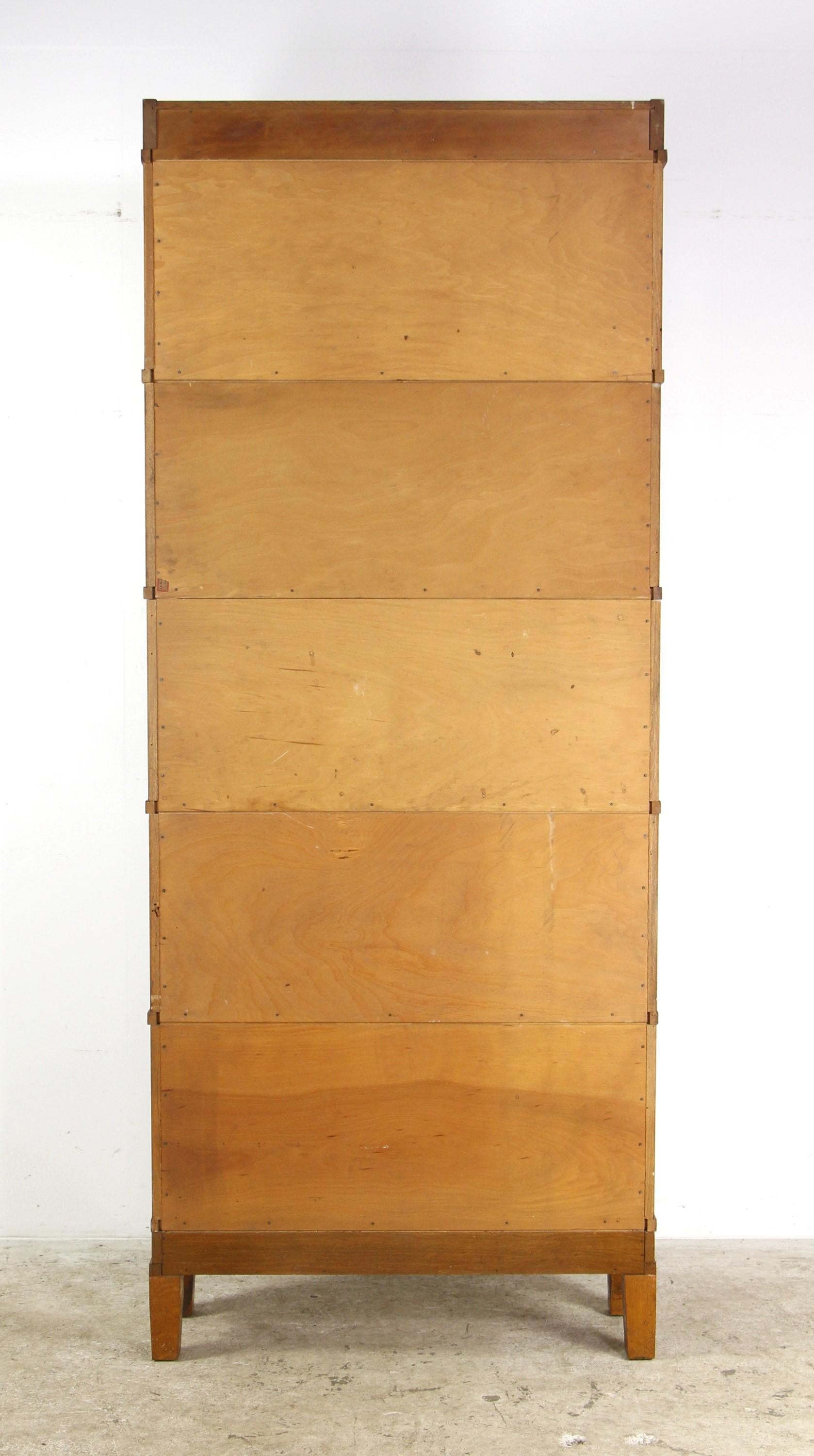 Globe-Wernicke Oak 5 Section Barrister Bookcase w/ Glass Doors & Original Pulls 5