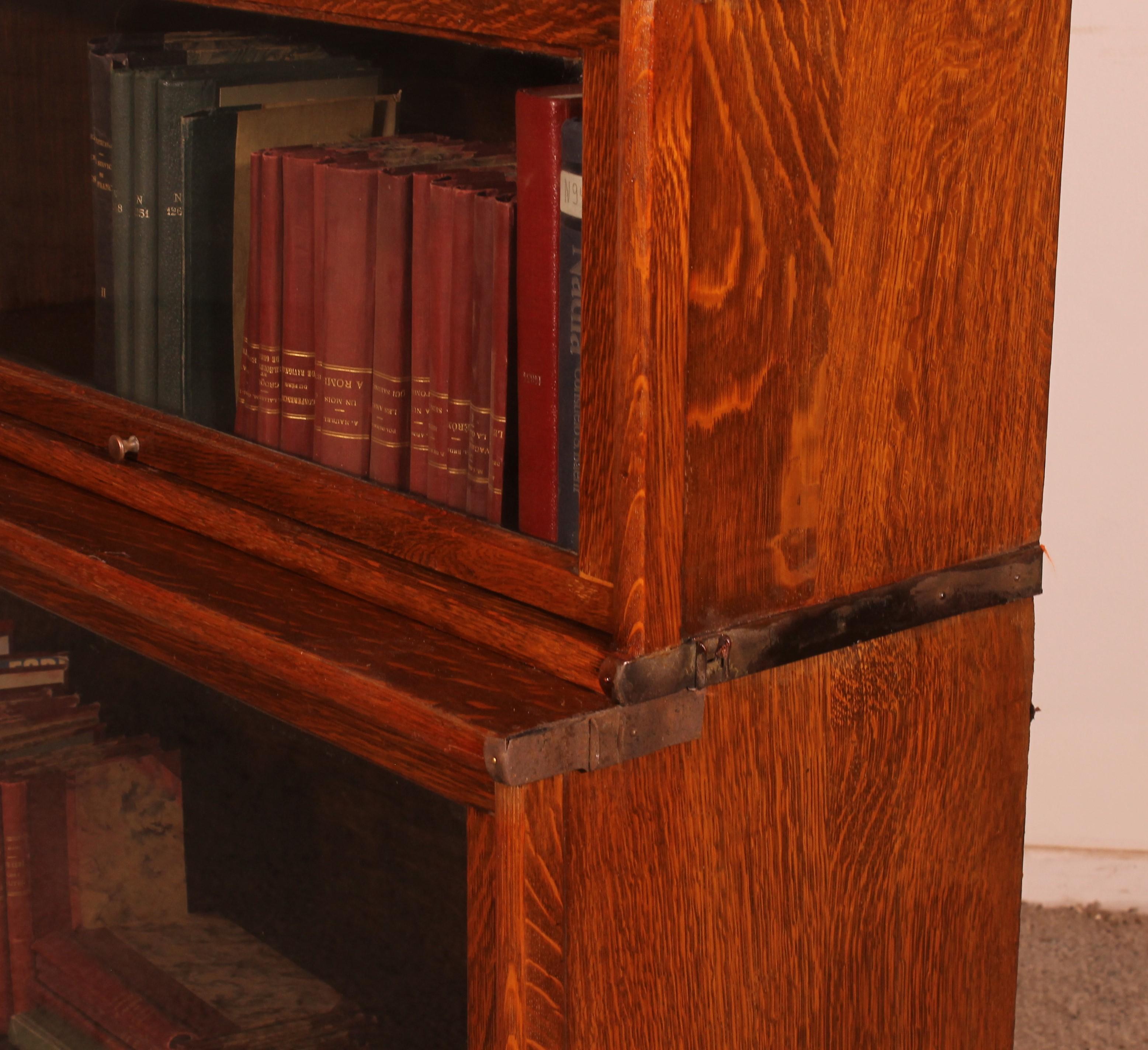 Globe Wernicke Oak Bookcase Of 5 Elements With A Advanced Lower Part For Sale 7