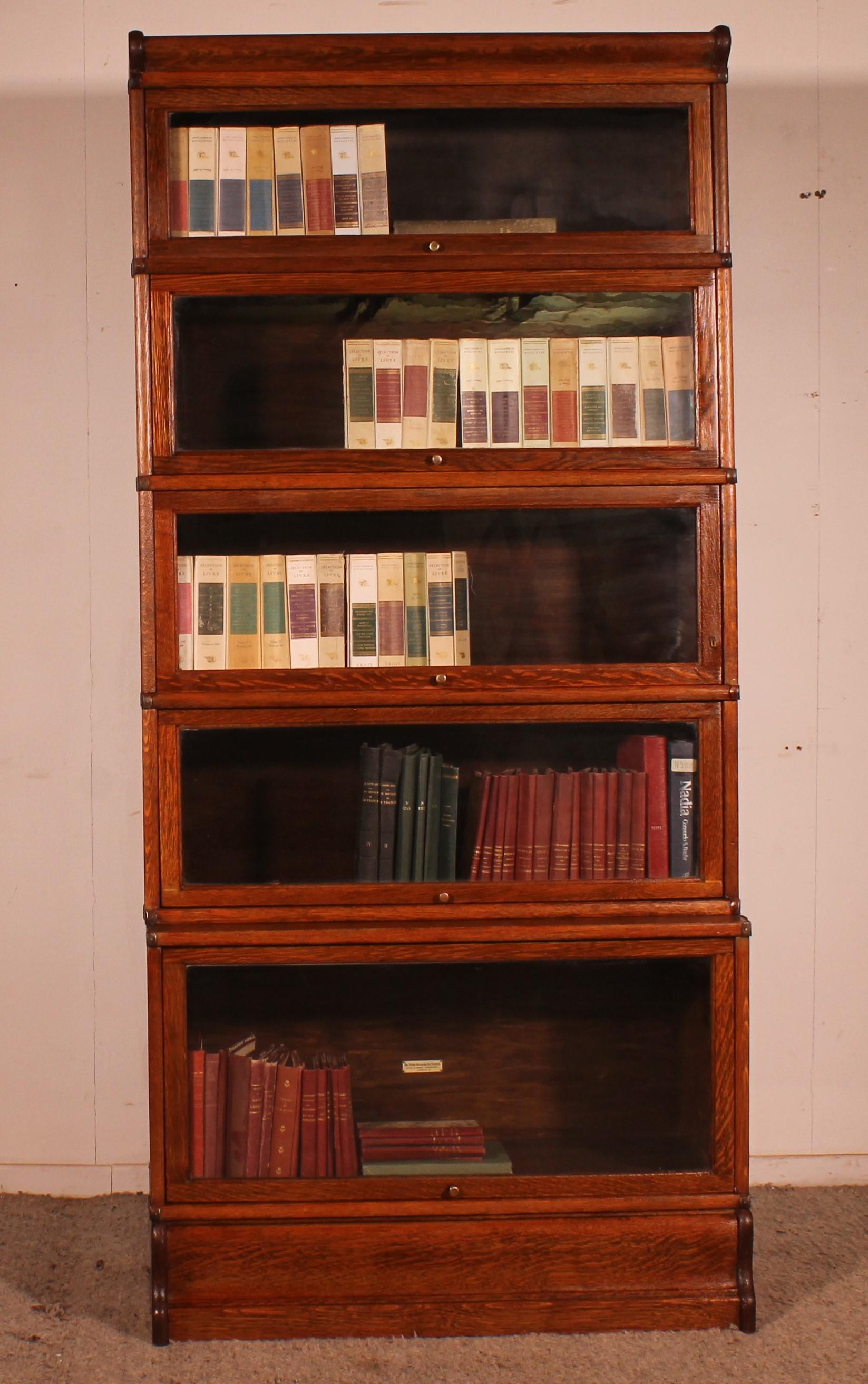 19th Century Globe Wernicke Oak Bookcase Of 5 Elements With A Advanced Lower Part For Sale