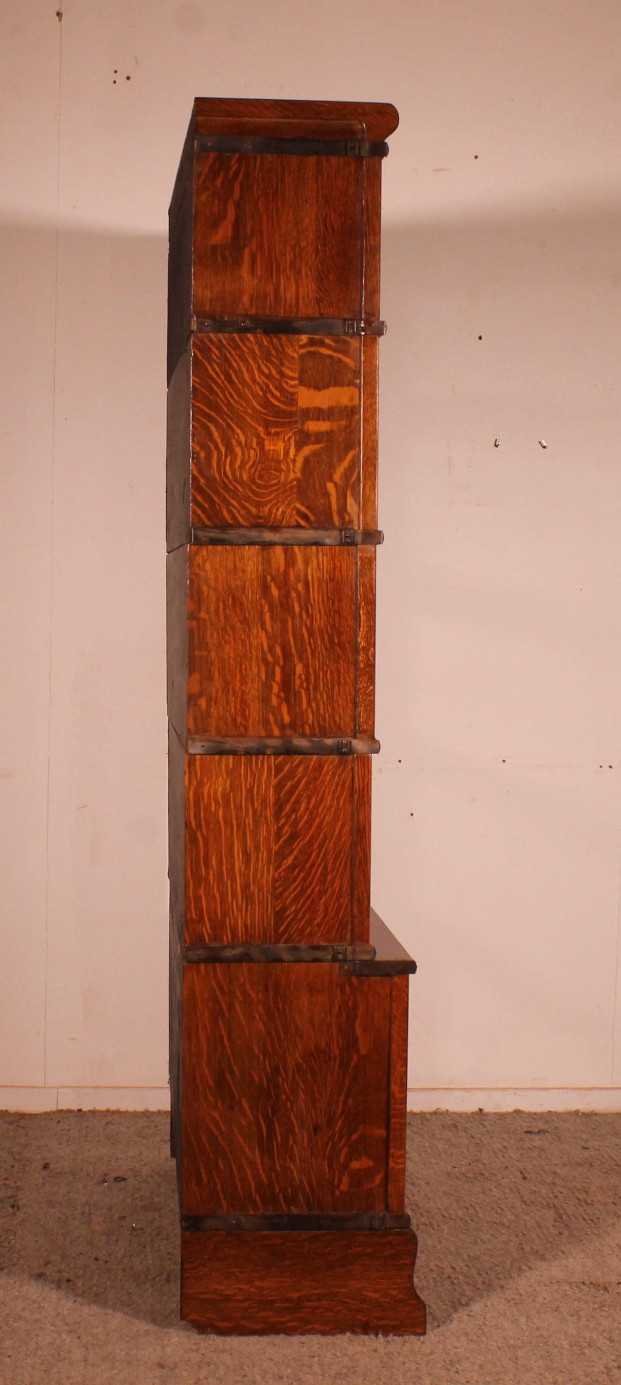 Globe Wernicke Oak Bookcase Of 5 Elements With A Advanced Lower Part For Sale 3