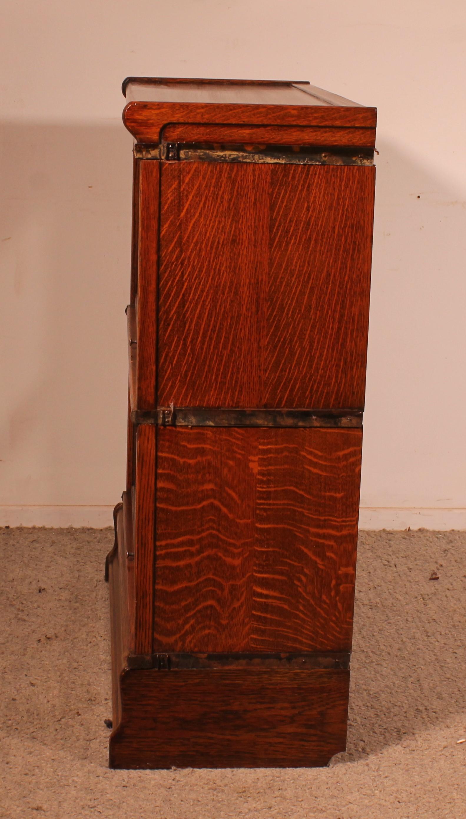 Globe Wernicke Oak Bookcase Set Of 2 For Sale 4