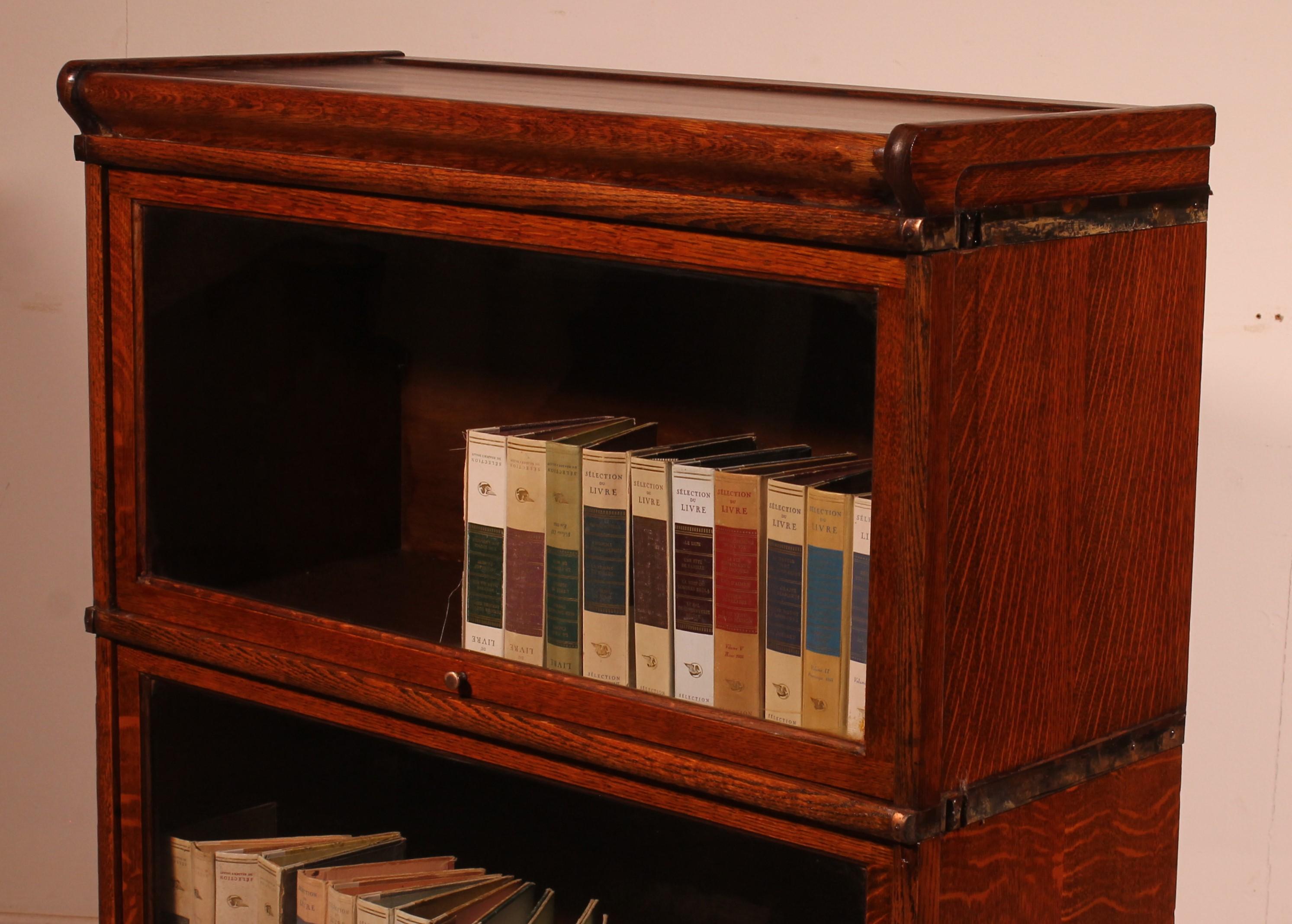 Globe Wernicke Oak Bookcase Set Of 2 For Sale 2