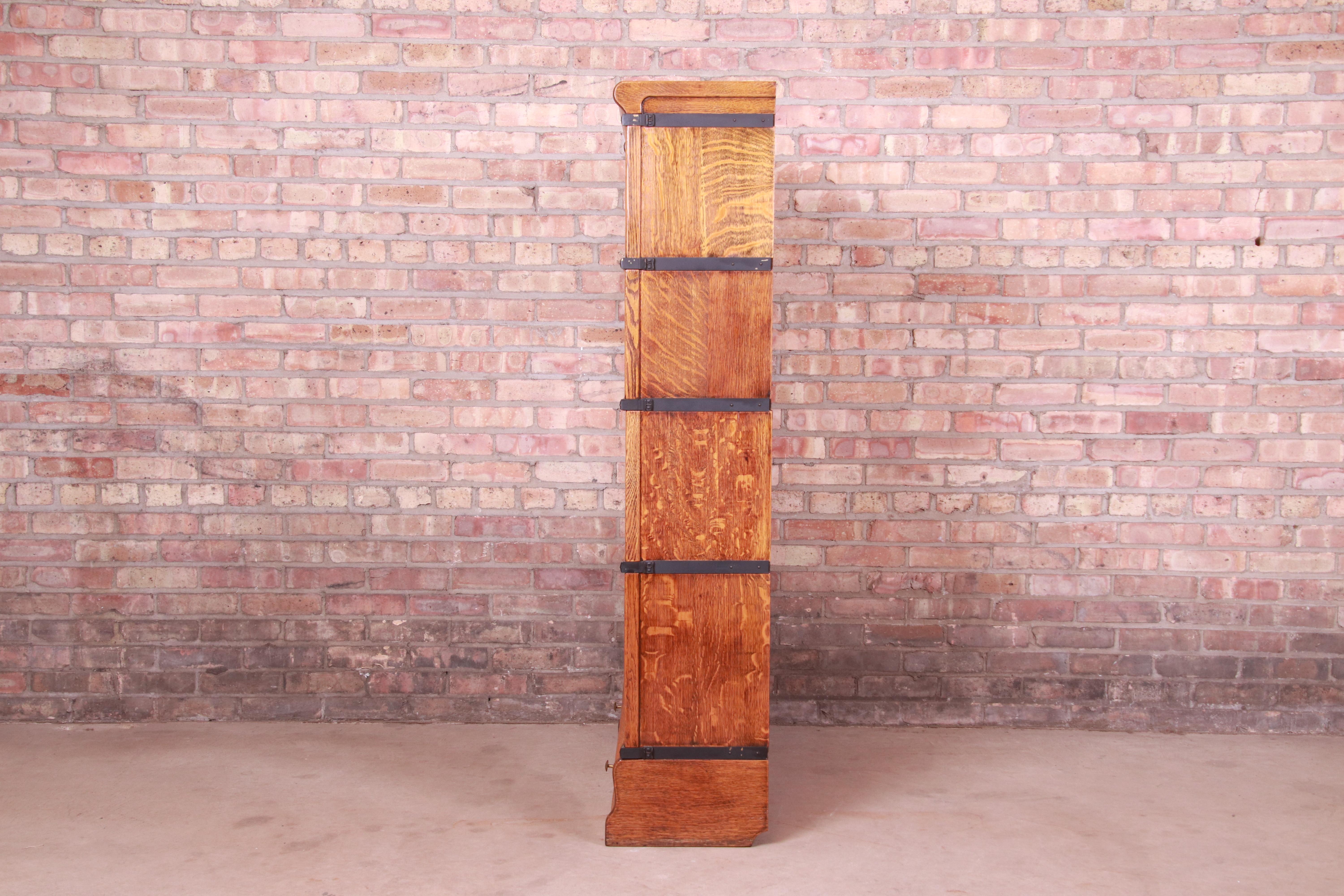 Globe Wernicke Oak Four-Stack Barrister Bookcase with Leaded Glass, circa 1900 8