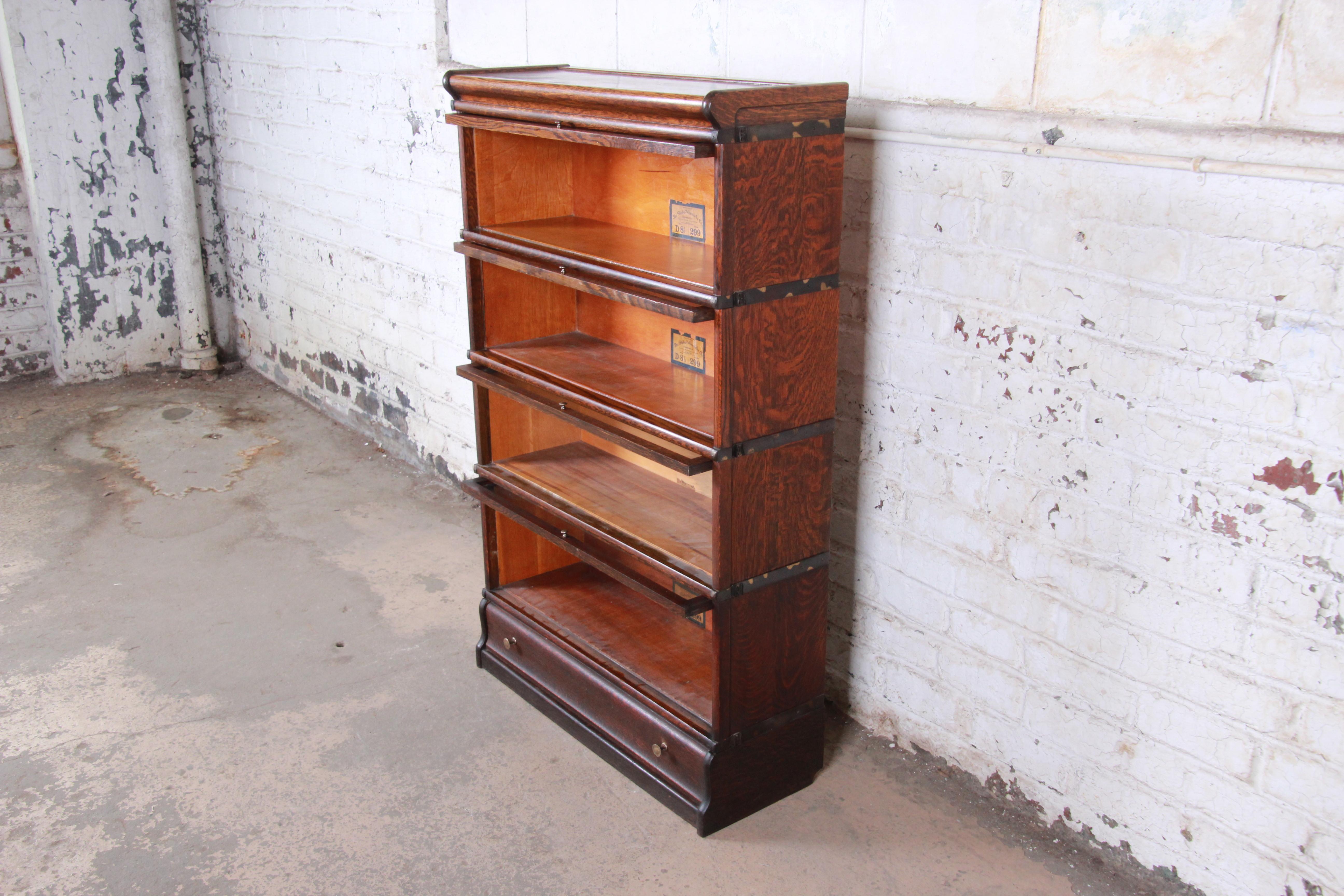 American Globe-Wernicke Oak Four-Stack Barrister Bookcase with Leaded Glass Doors, 1920s