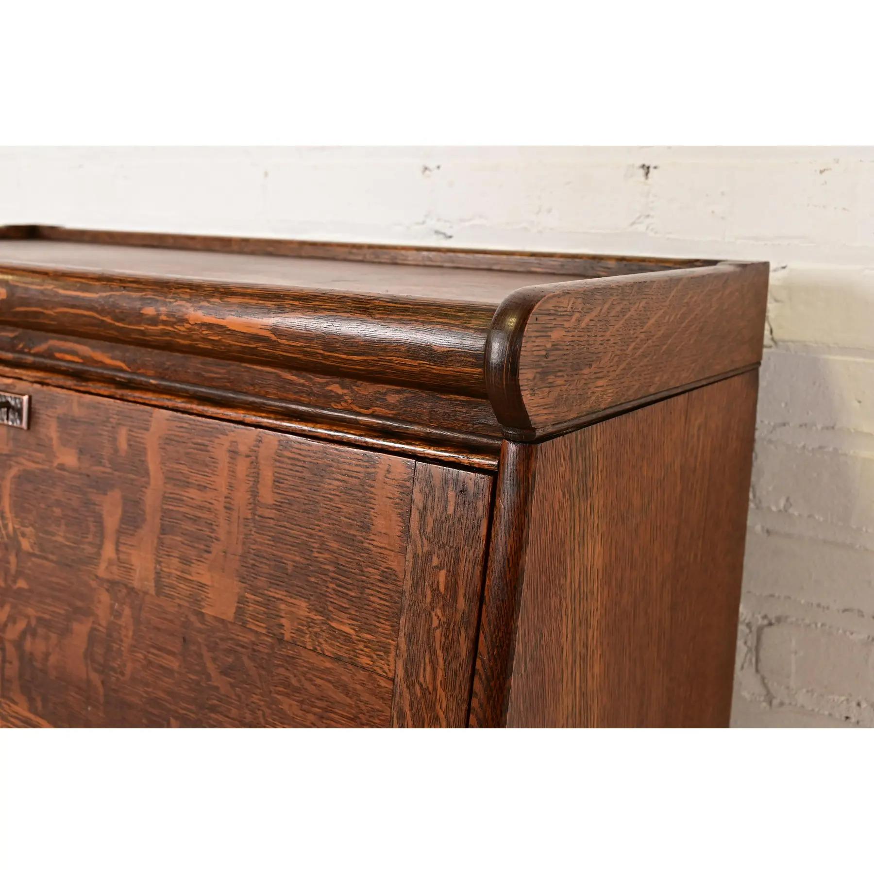 Globe Wernicke Stile antico Mission Arts & Crafts in quercia Scrivania a ribalta in vendita 4