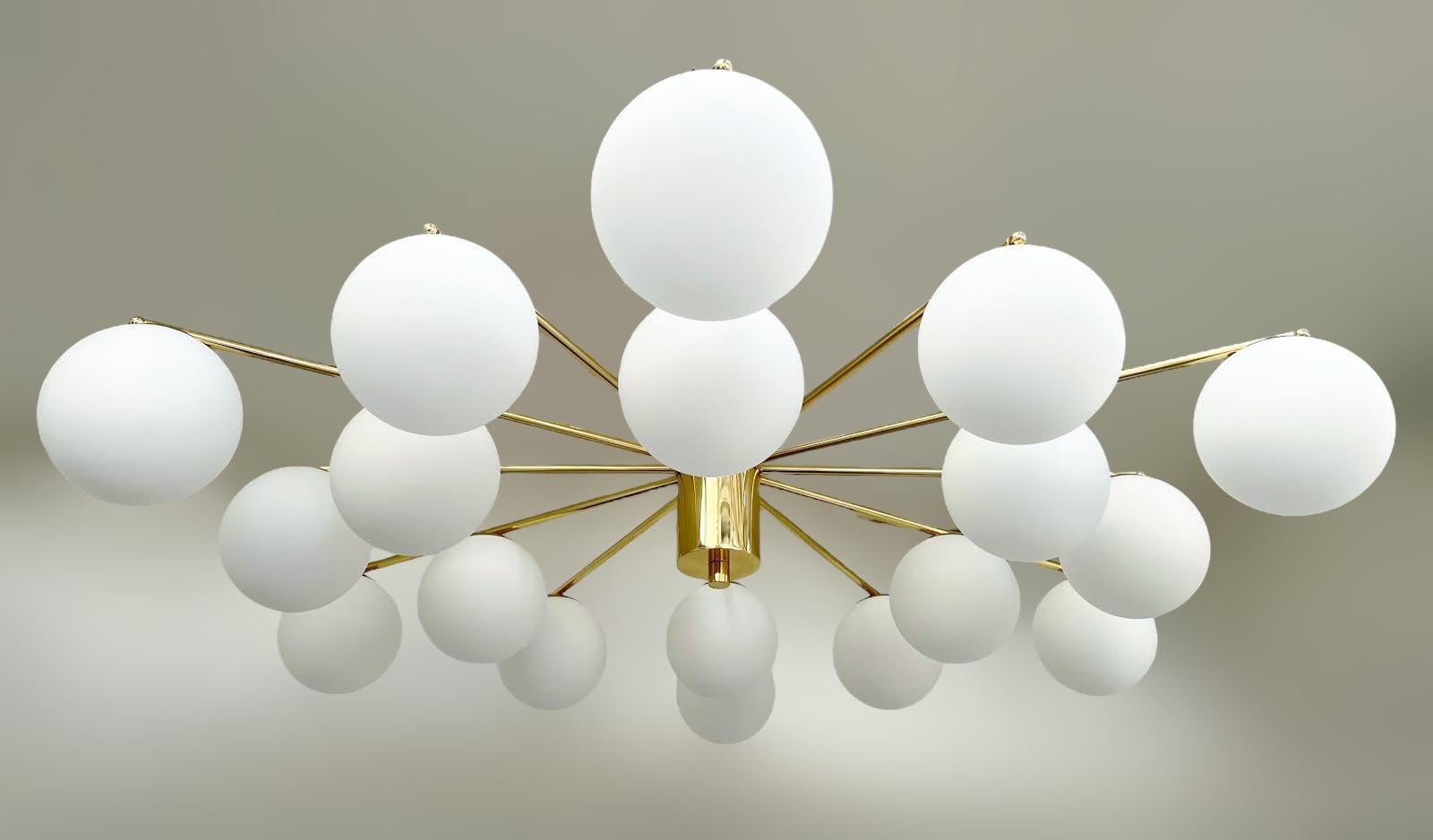 Globes Chandelier by Fabio Ltd In New Condition For Sale In Los Angeles, CA