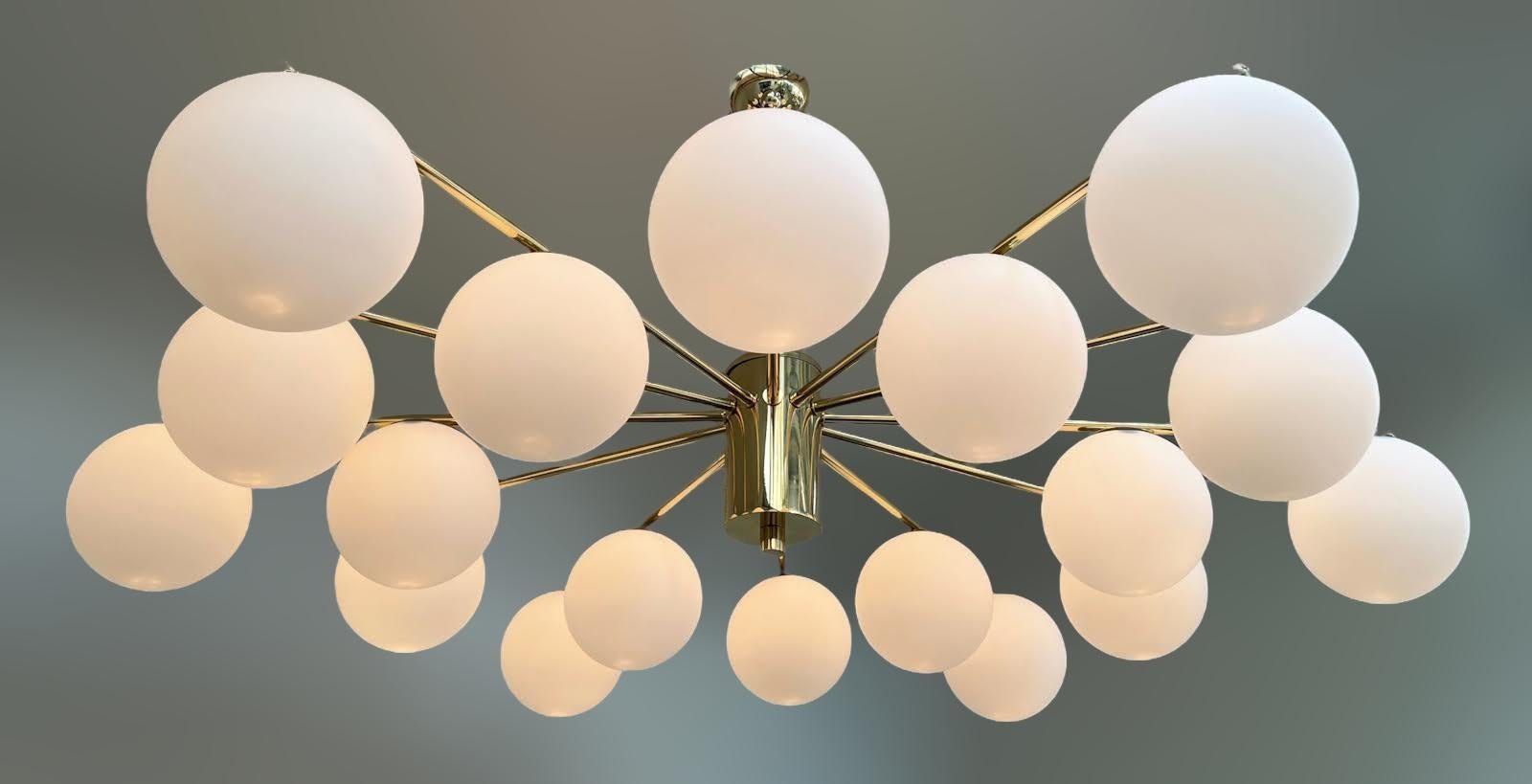 Lámpara Globes de Fabio Ltd en venta 2
