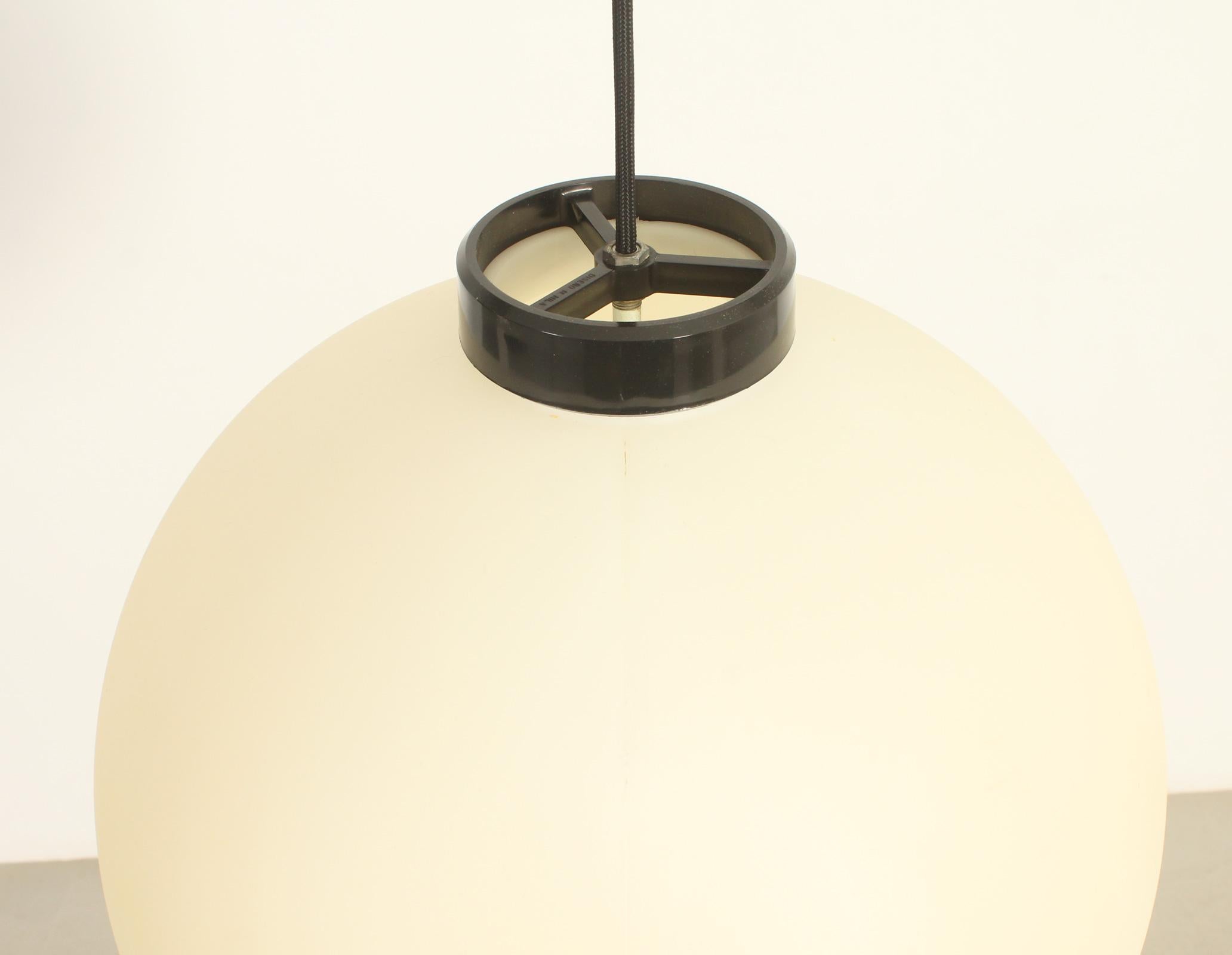 Plastic Globo Pendant Lamp by Miguel Milá for Polinax, Spain, 1965 For Sale