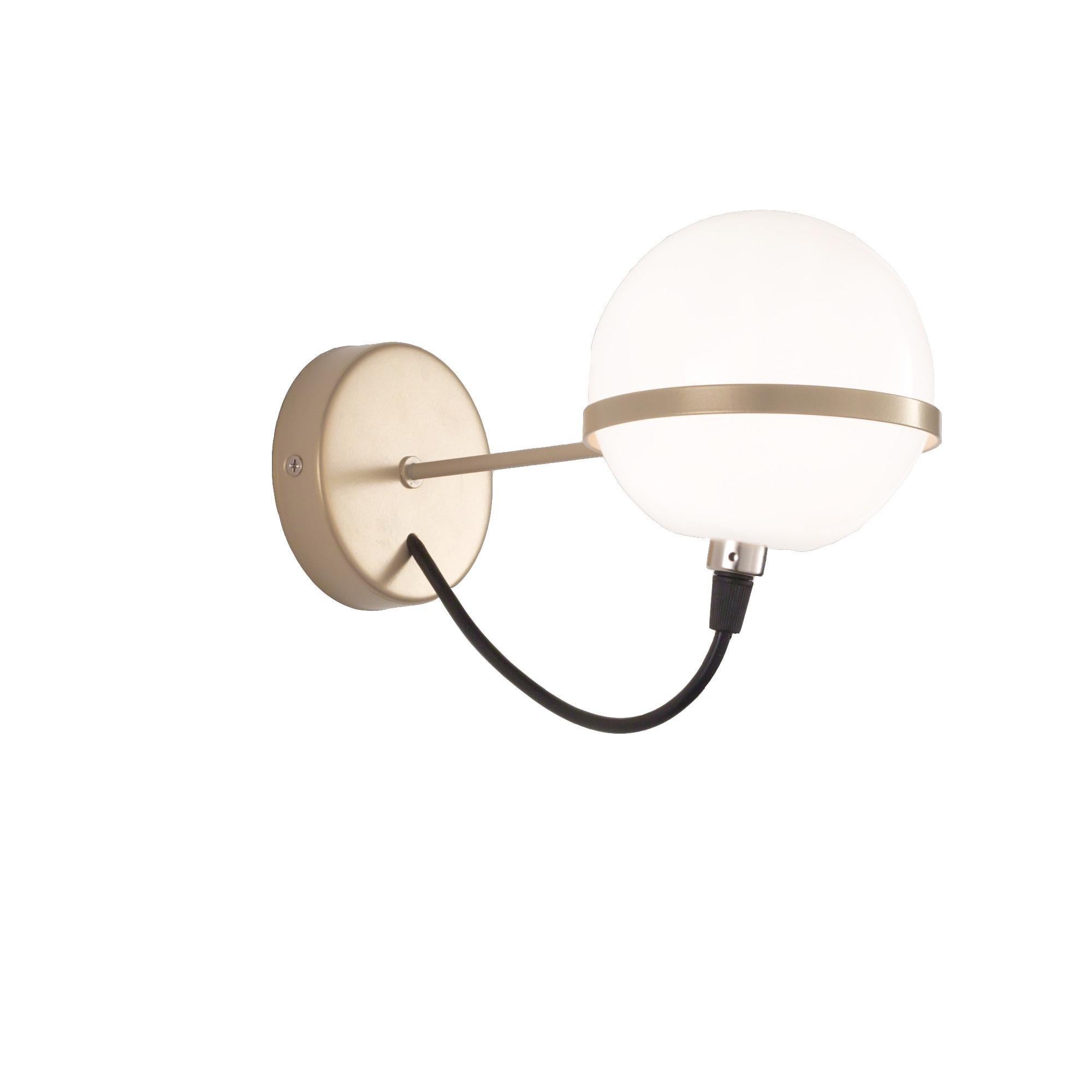 Lámpara Globo by Fabio Ltd Moderno de mediados de siglo en venta