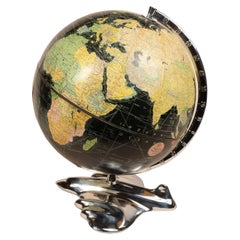 Globo terrestre con base a forma di aereo edito nel 1949 da Weber Costello Co.