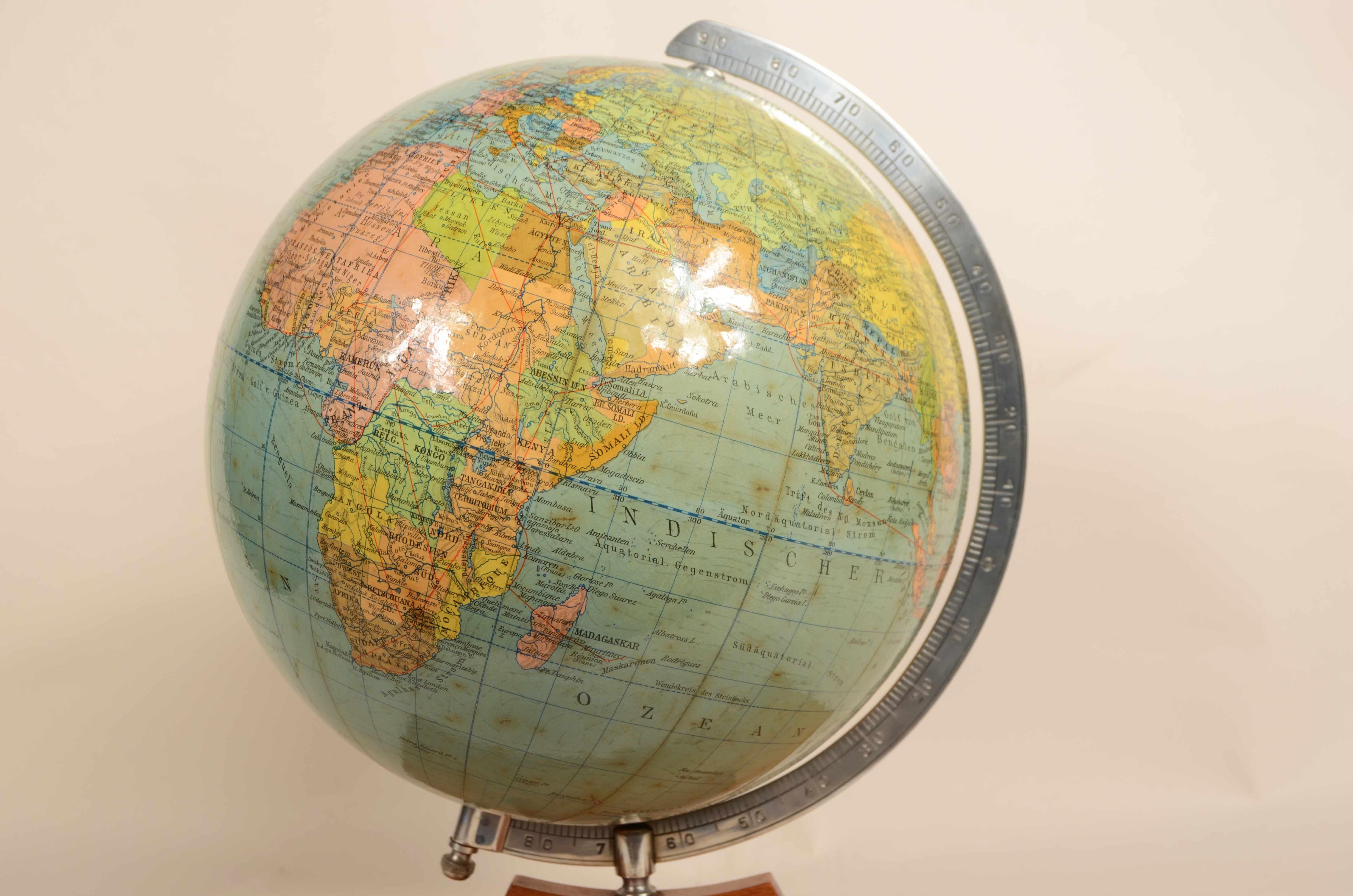 Institut allemand de cartographie globe Dietrich Reimers Berlin 1954 Bon état - En vente à Milan, IT