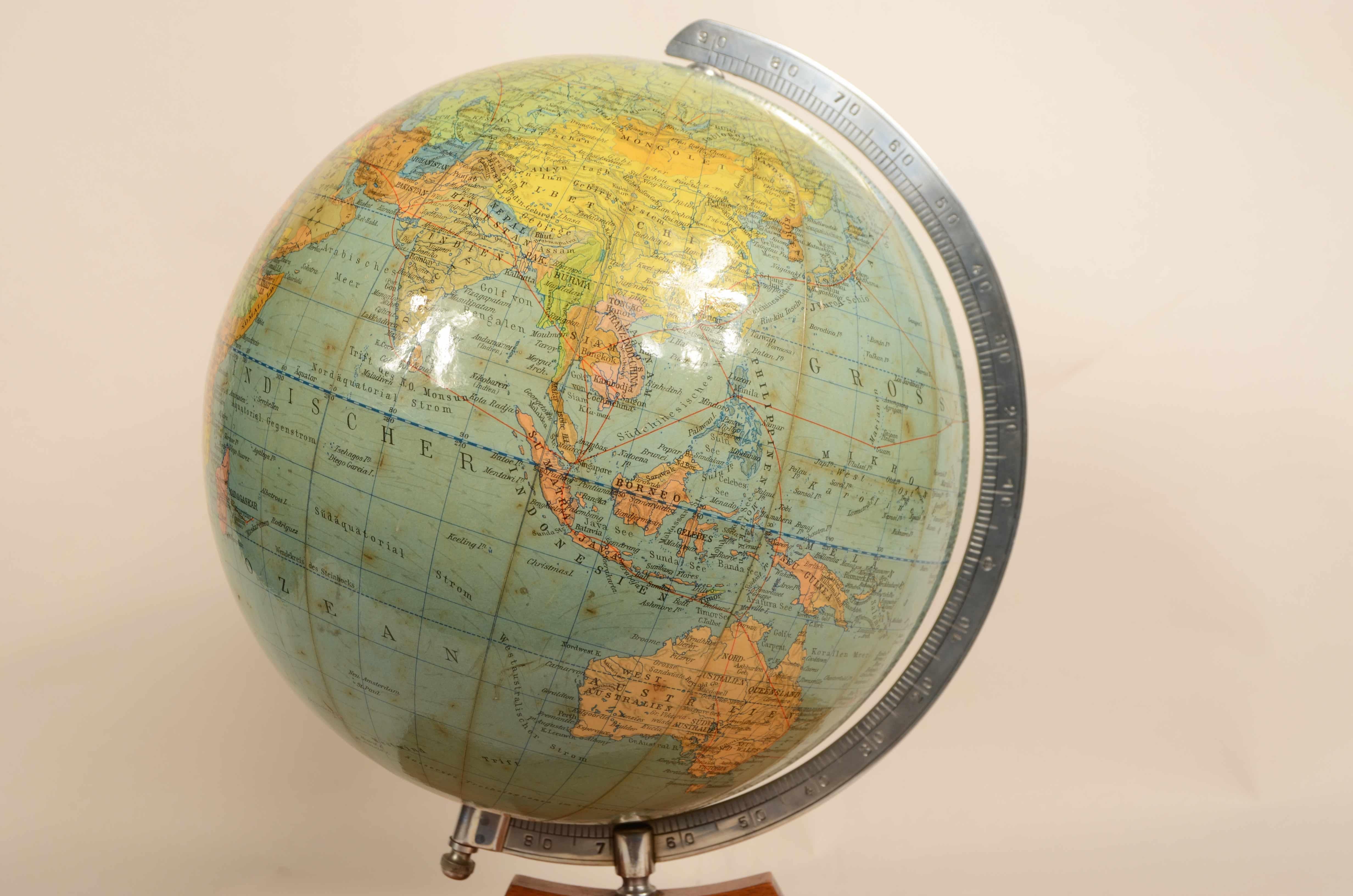 20th Century Institut allemand de cartographie globe Dietrich Reimers Berlin 1954 en vente