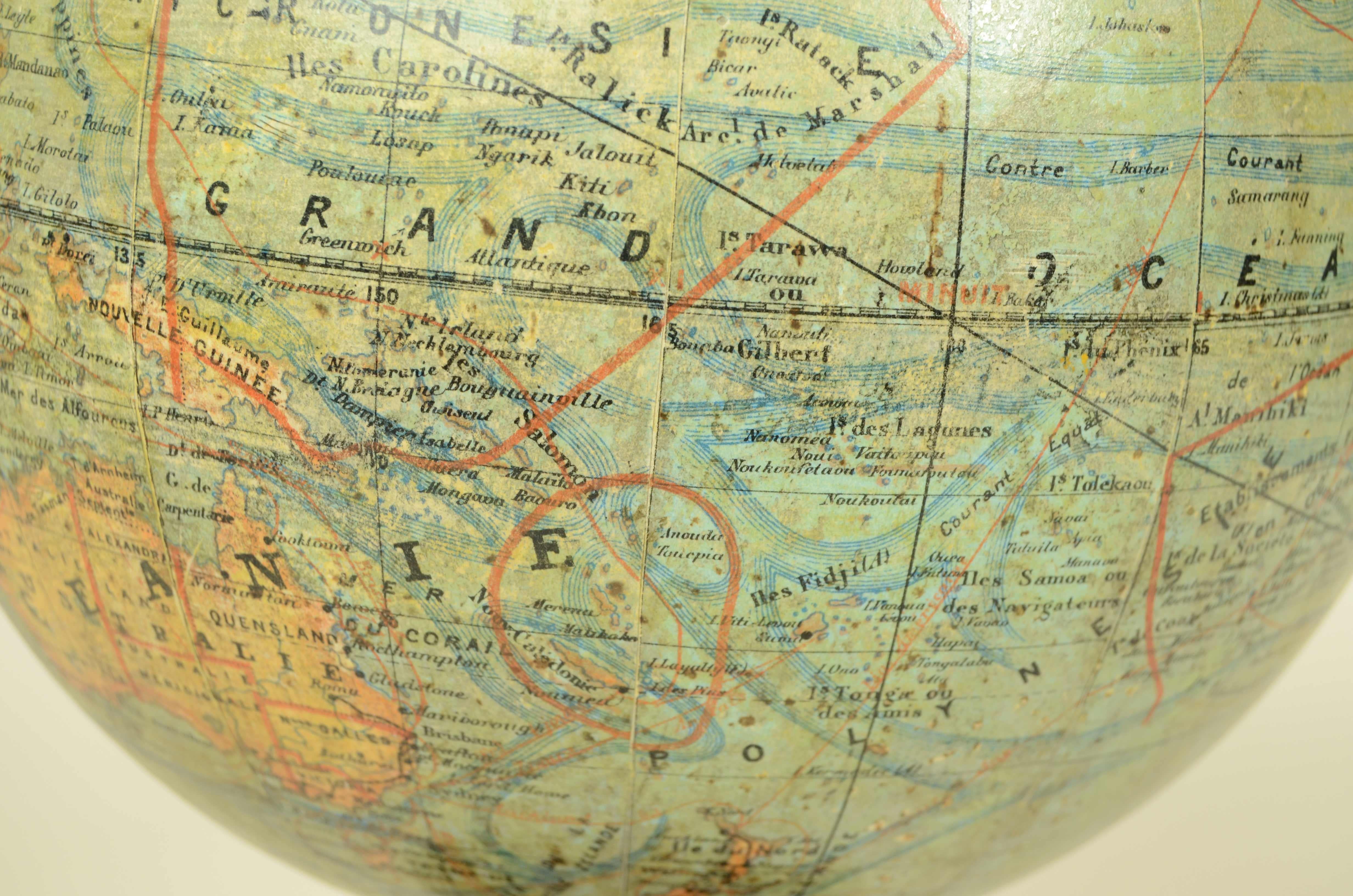 Globo terrestre edito alla fine del XIX secolo dal geografo francese J. Forest en vente 7