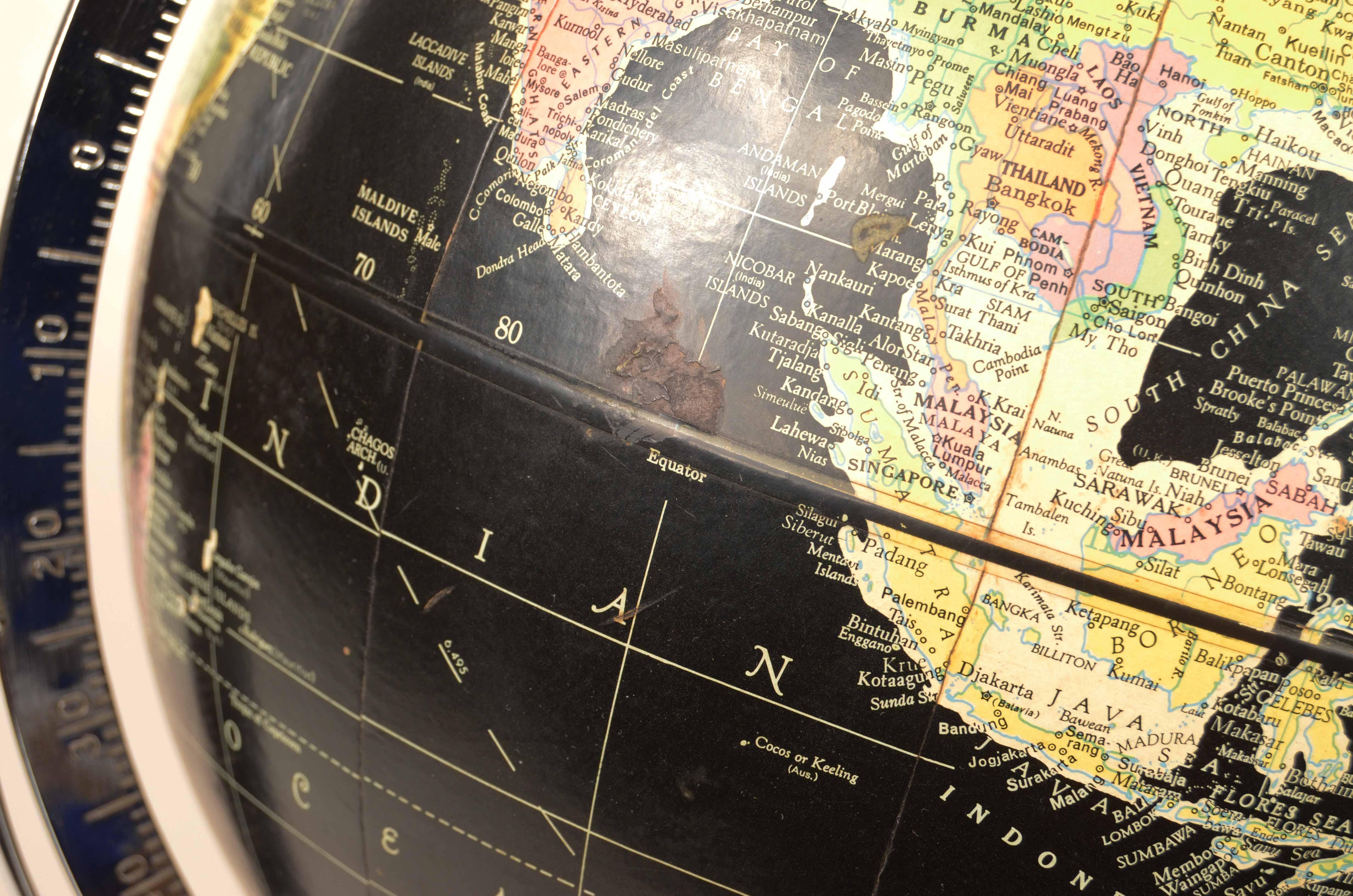 Encyclopedia Britannica 1960 black terrestrial globe chrome metal base 9