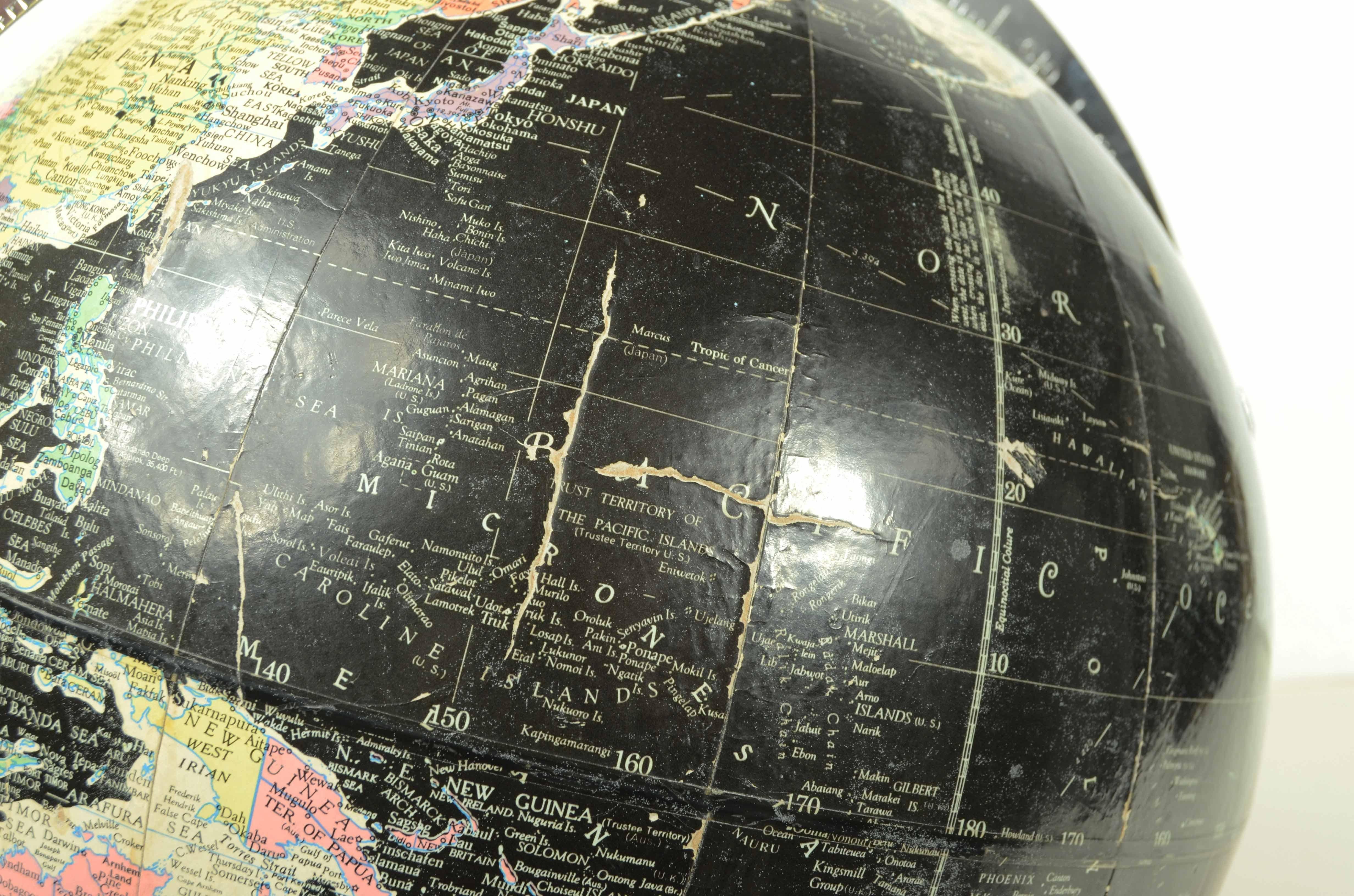 Globo terrestre nero dell’Enciclopedia Britannica degli anni sessanta en vente 6