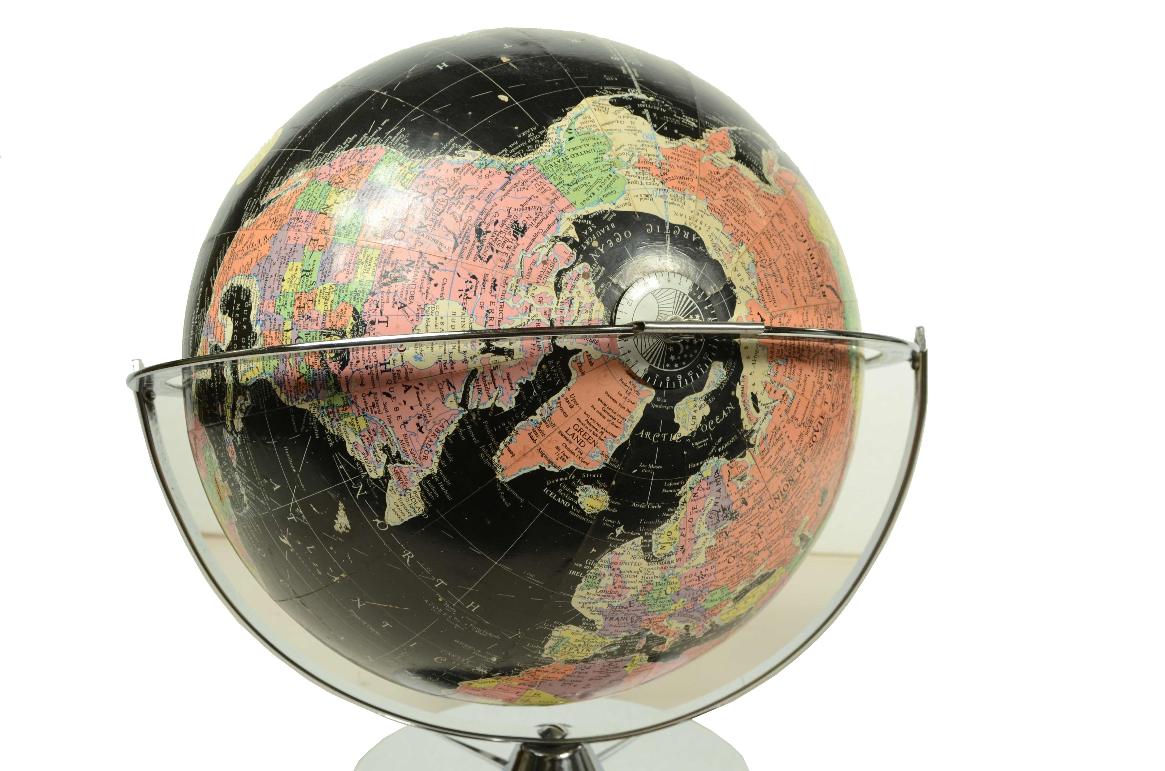 Globo terrestre nero dell’Enciclopedia Britannica degli anni sessanta en vente 2