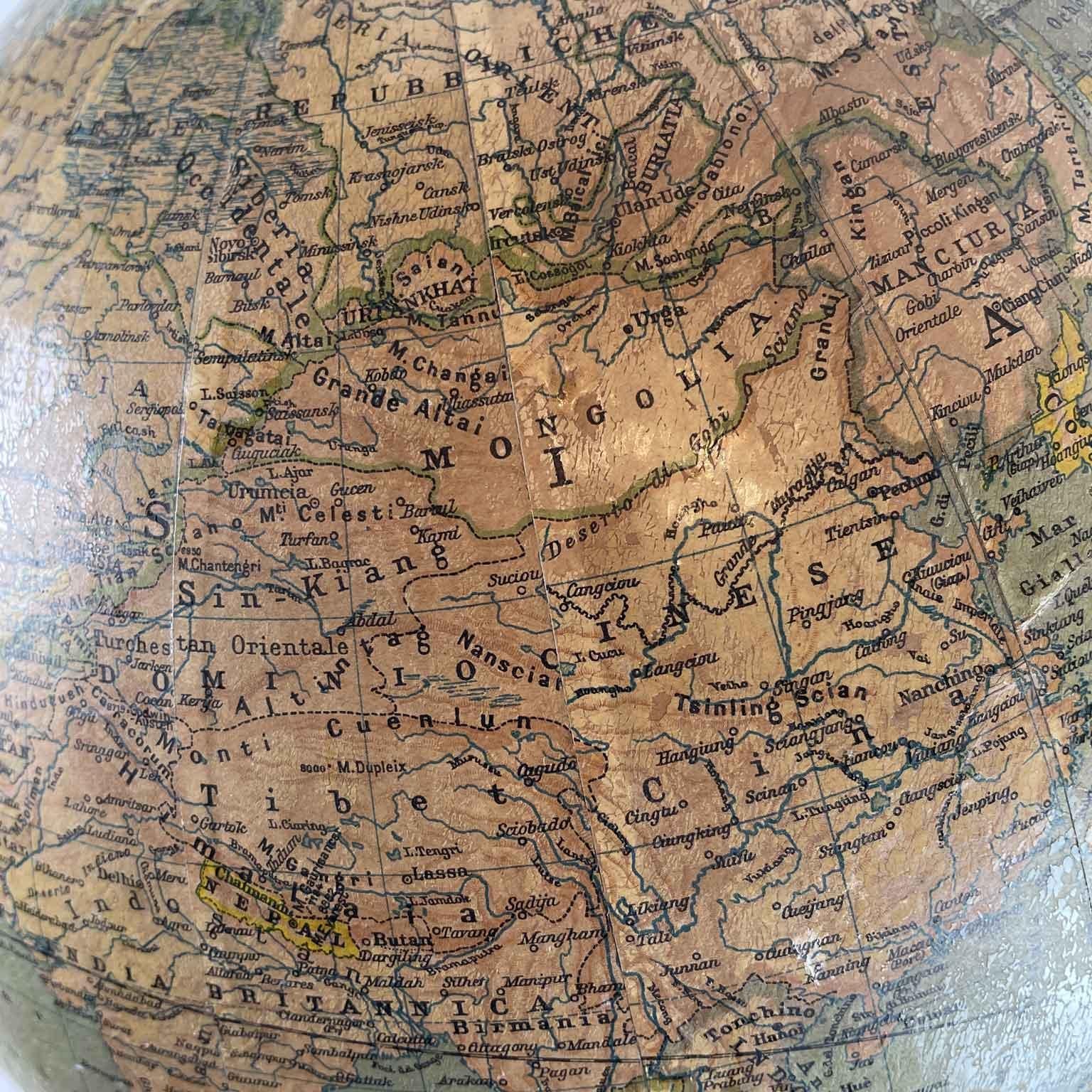 Art déco Globe terrestre politique italien par Vallardi 20e siècle en vente