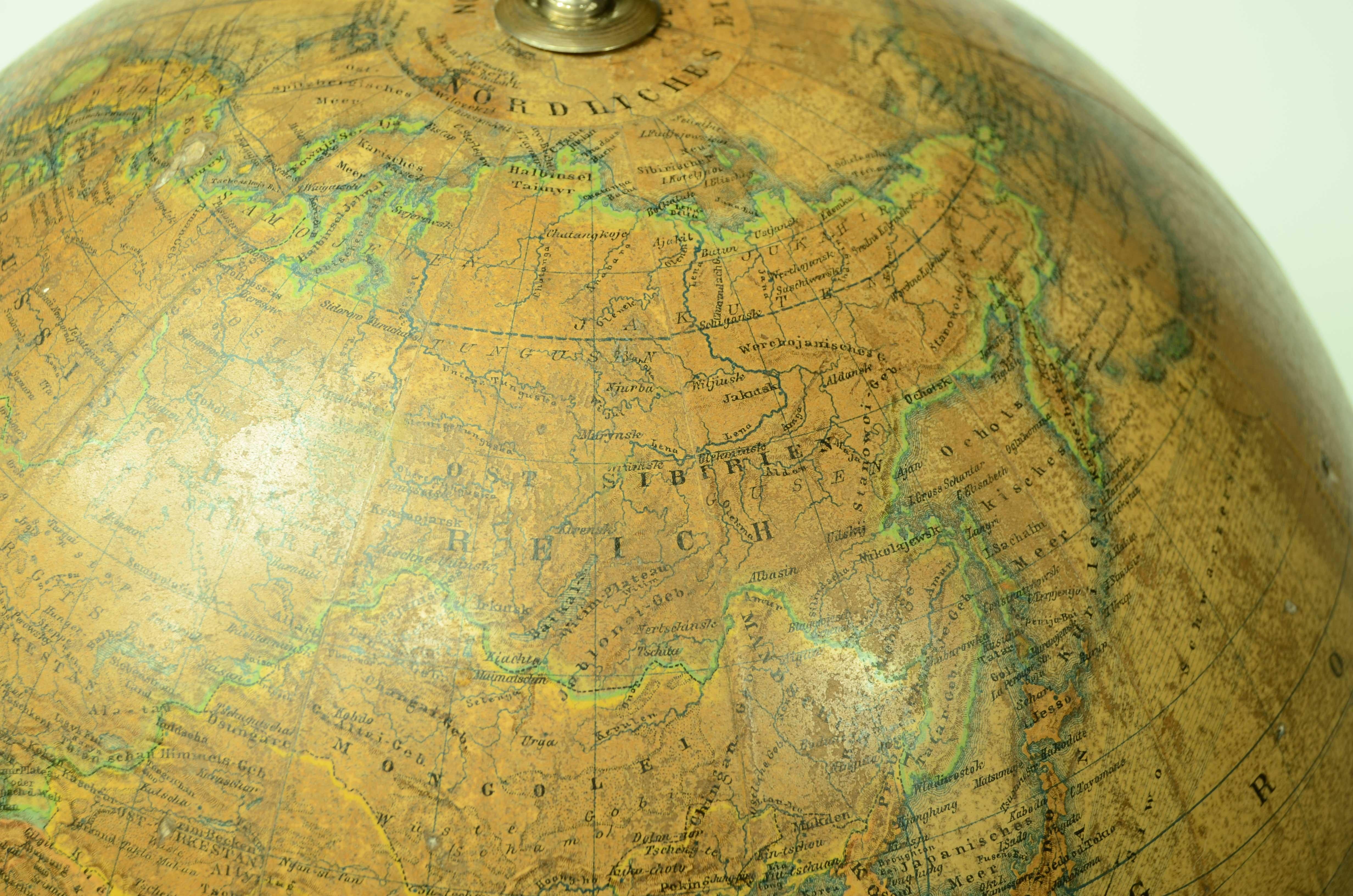 Globo terrestre realizzato alla fine del XIX secolo da Ernst Schotte di Berlino in vendita 14