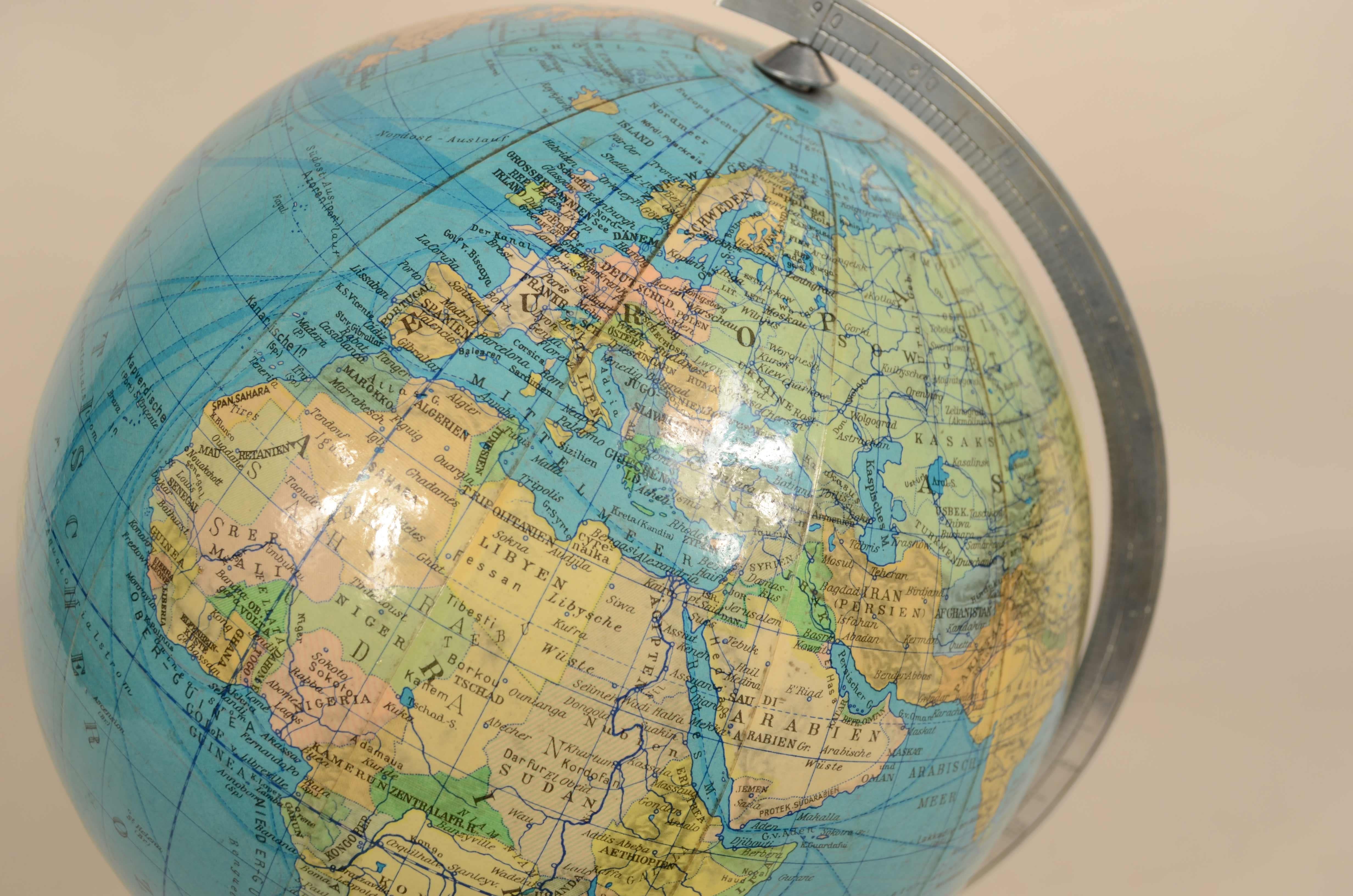 German earth globe Columbus Erdglobus by cartographer Paul Oestergaard 1950s For Sale 2