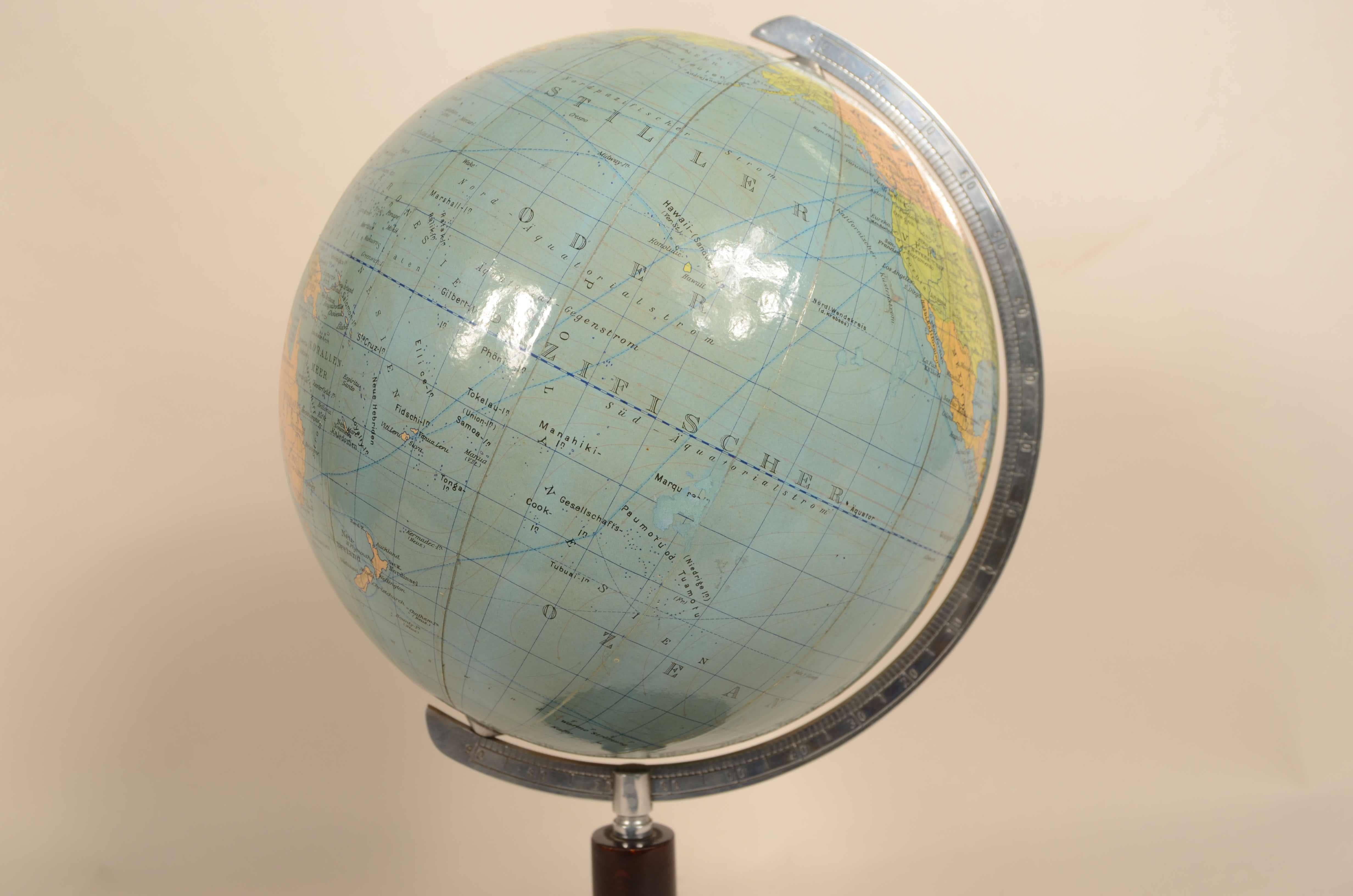 20th Century Globe terrestre  columbus allemand Schulerglobus Berlin Stuttgart 1950s lander en vente