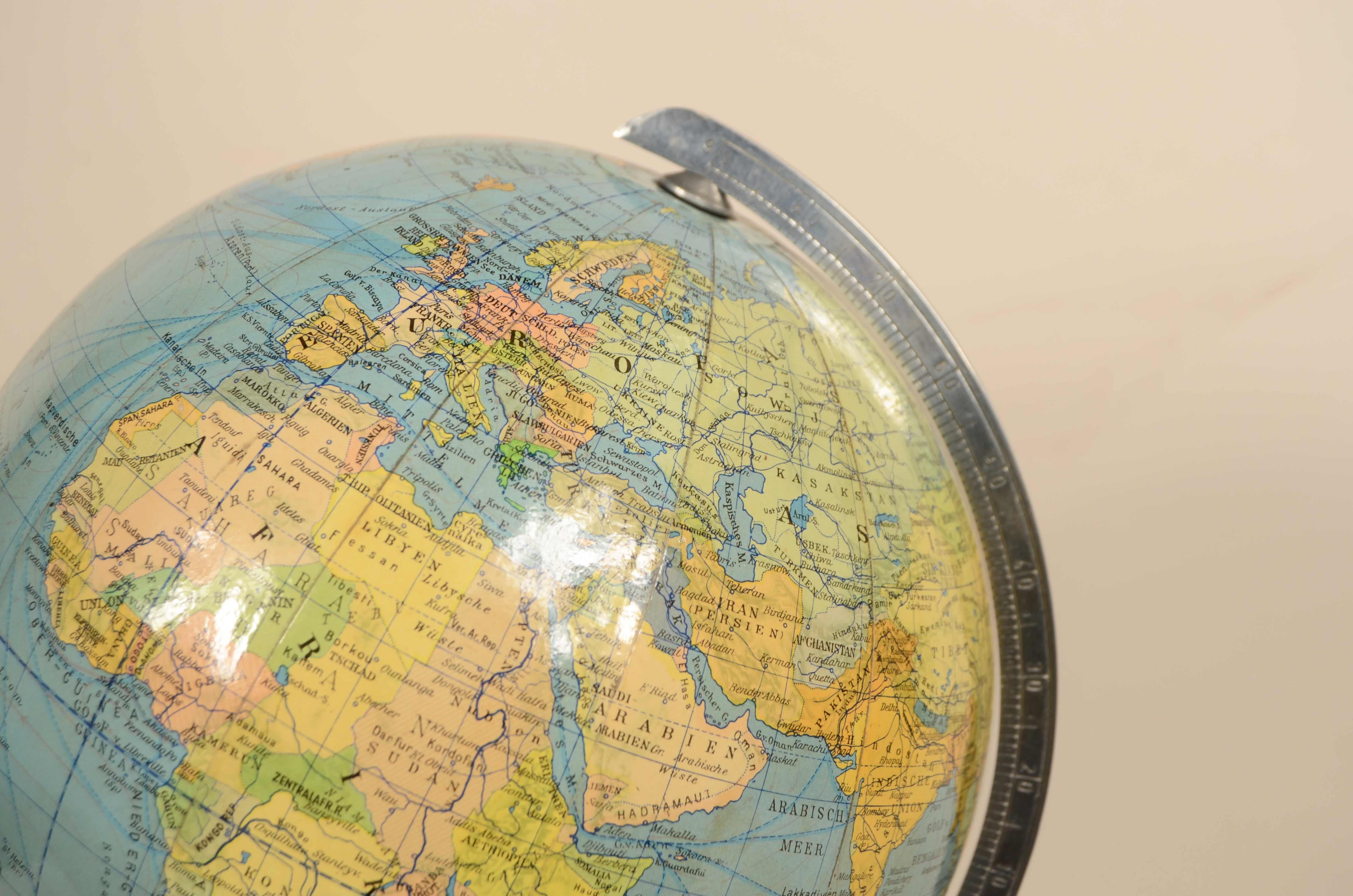Globe terrestre  columbus allemand Schulerglobus Berlin Stuttgart 1950s lander en vente 3