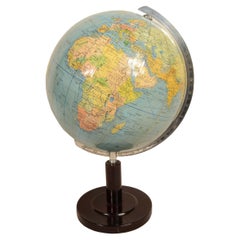 Globe terrestre  columbus allemand Schulerglobus Berlin Stuttgart 1950s lander