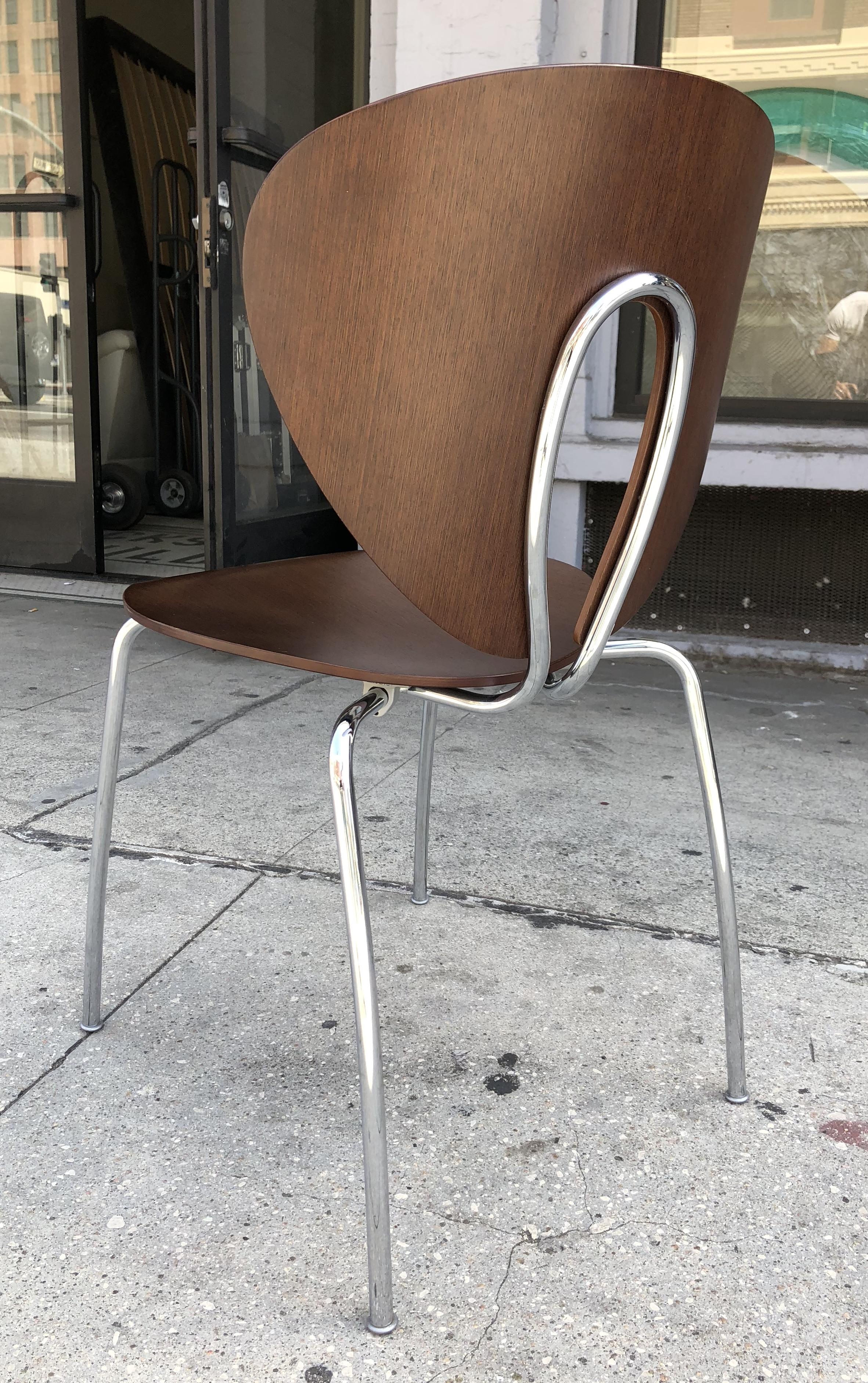 Globus Chair Designed by Jesús Gasca for Stua In Good Condition In Los Angeles, CA