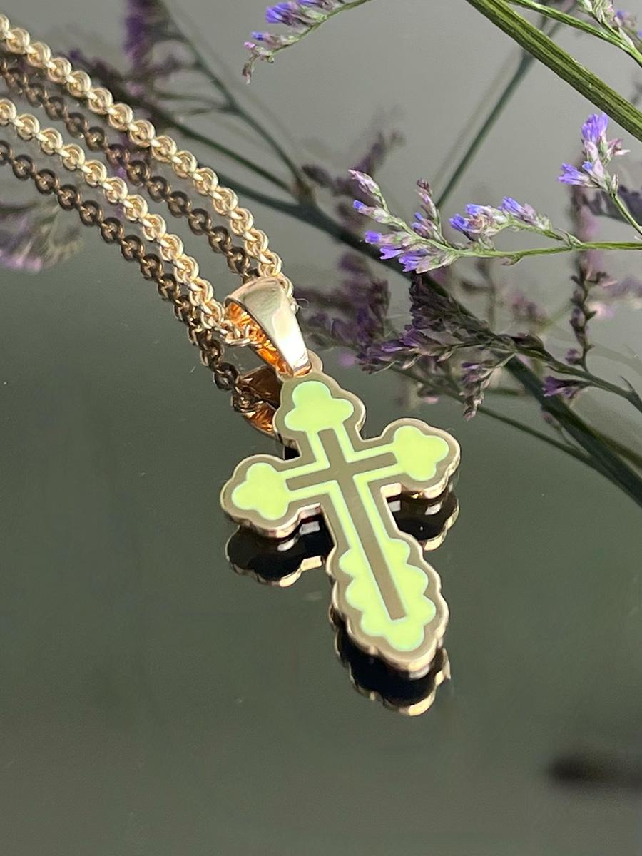 Gloria Cross in Yellow gold and Anis enamel In New Condition For Sale In Genève, CH