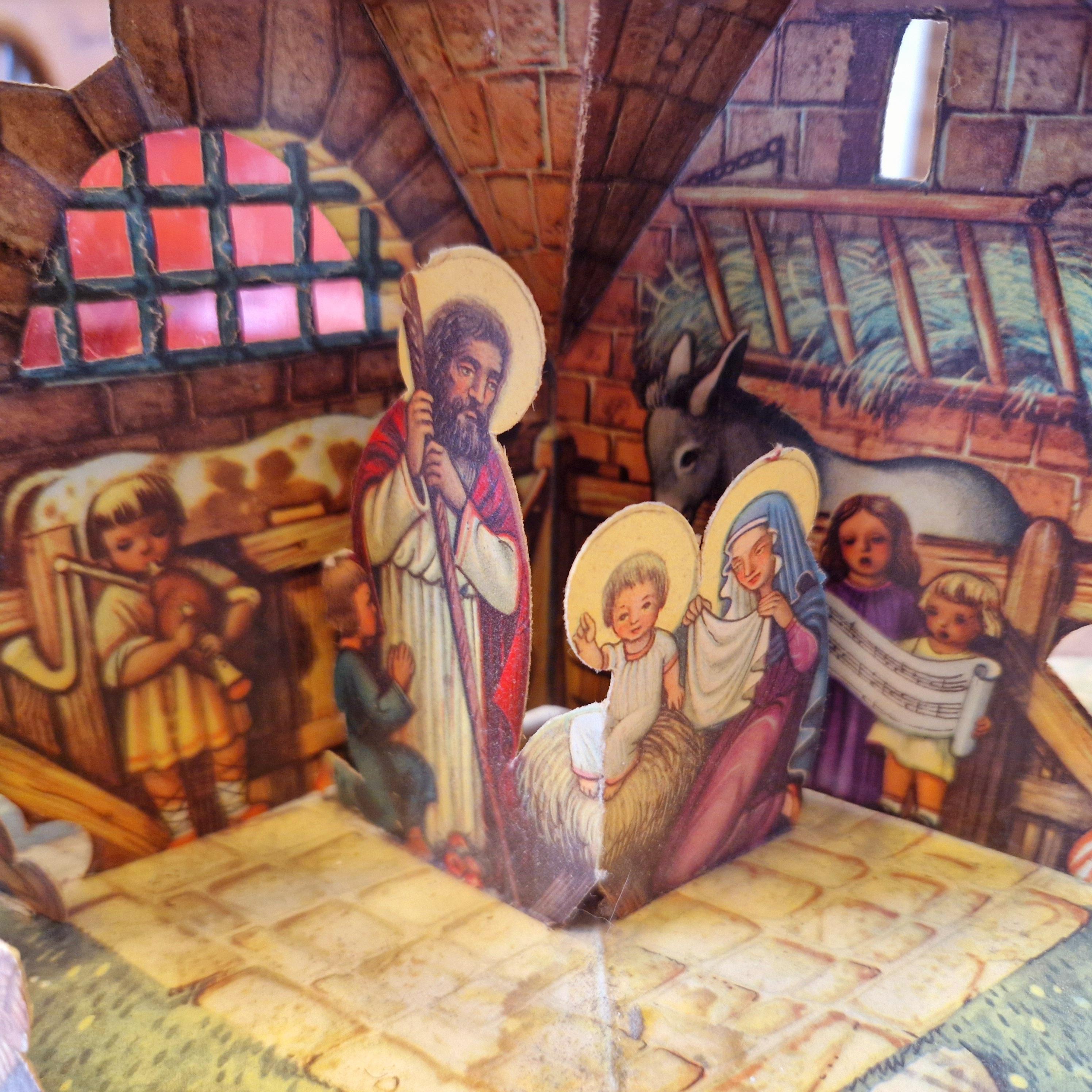 Gloria in Excelsis Deo – exquisite pop up book by Vojtěch Kubašta For Sale 1