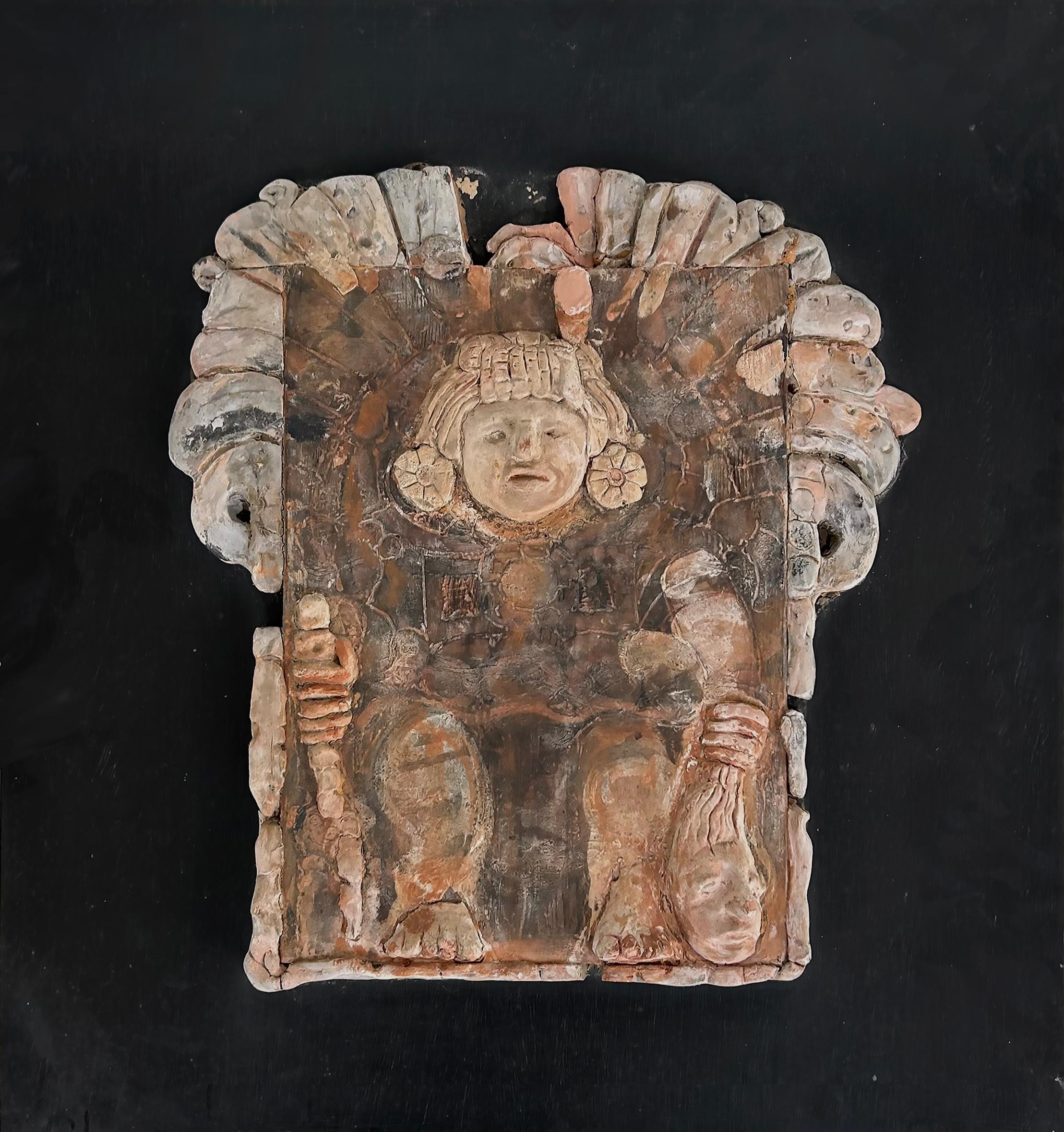 Gloria Lomas Cuban-American Artist Mixed Media Plaque Wall Sculptures, Set of 3 Bon état - En vente à Miami, FL