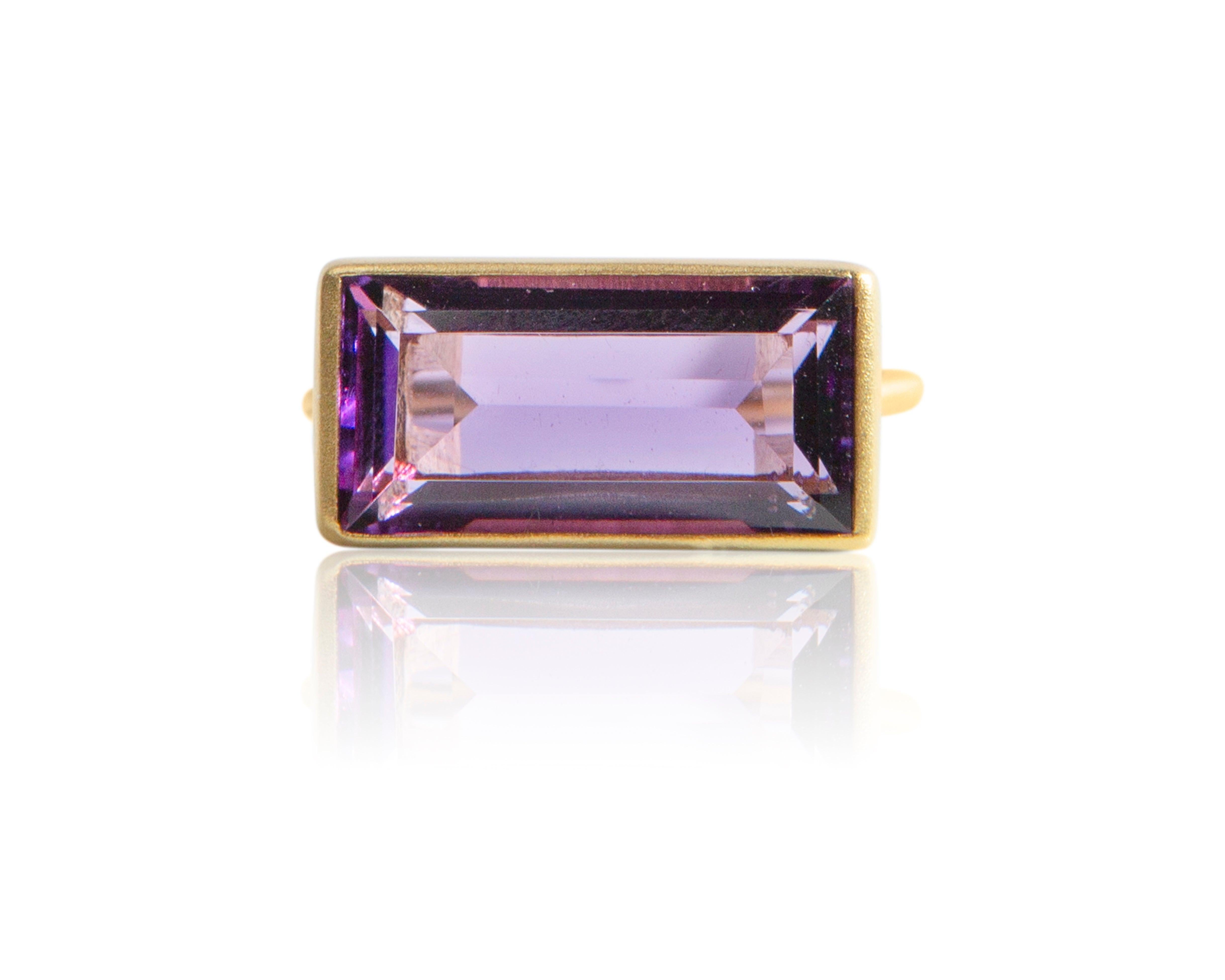For Sale:  Gloria Ring in 18K Matte Gold with 6.10 Carat Topaz or Amethyst 10