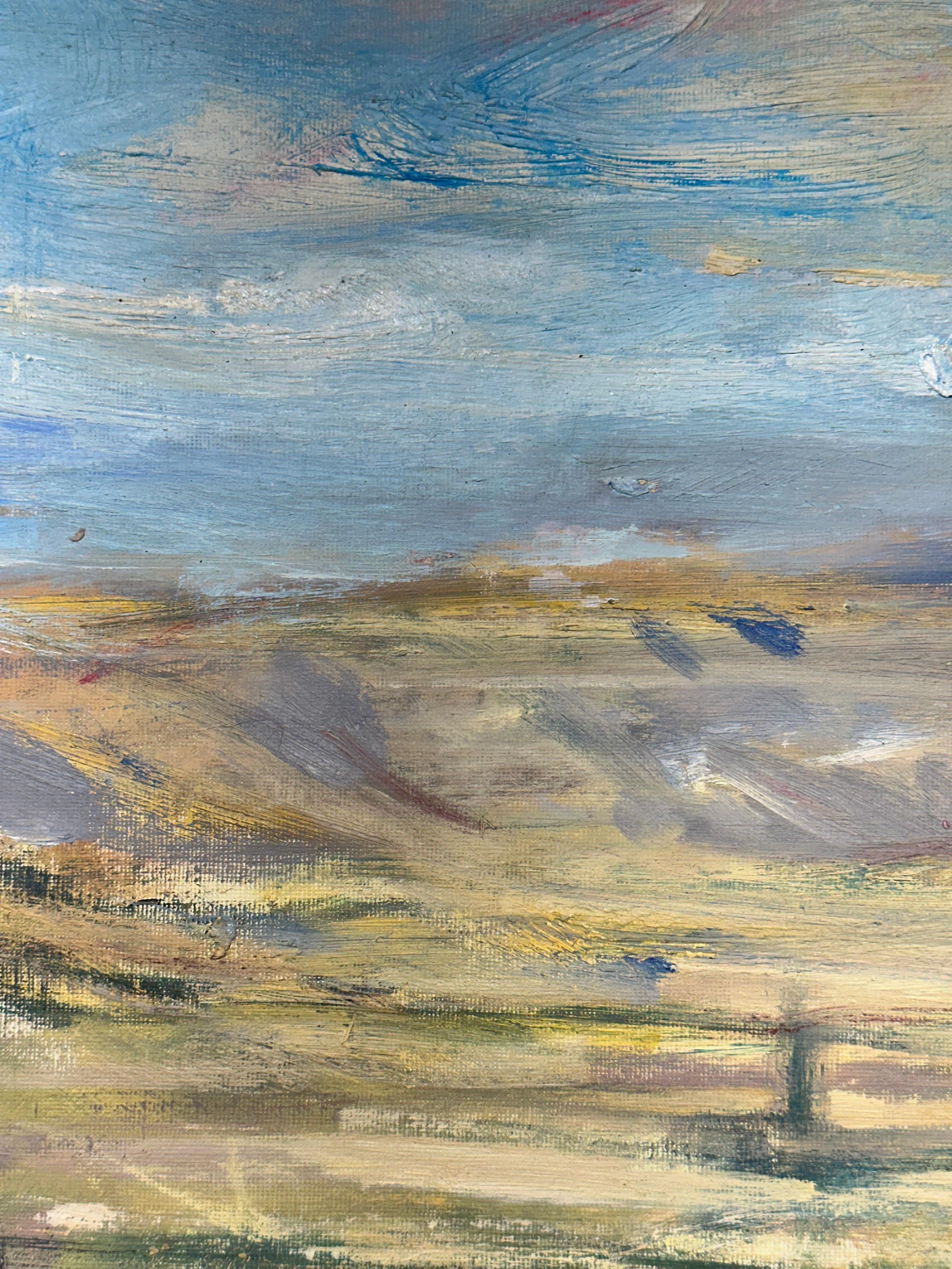 Stellen Sie sich vor, Sie stehen am Rande einer weiten Ebene, kurz nachdem der Morgen angebrochen ist. Das Licht ist dünn, zart und neu - noch nicht warm, aber schon golden an den Rändern. Vor Ihnen entfaltet sich das Land in weiten Schichten: