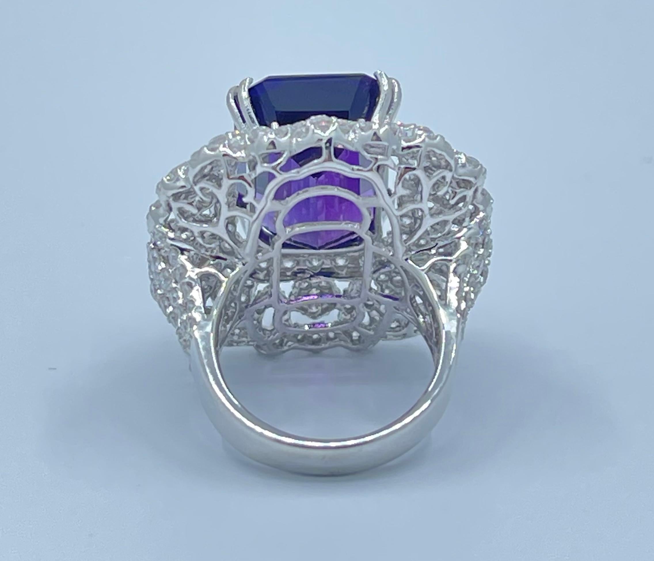 Glorious 22.67 Carat Vivid Purple Amethyst and Diamond 18K Gold Cocktail Ring 1