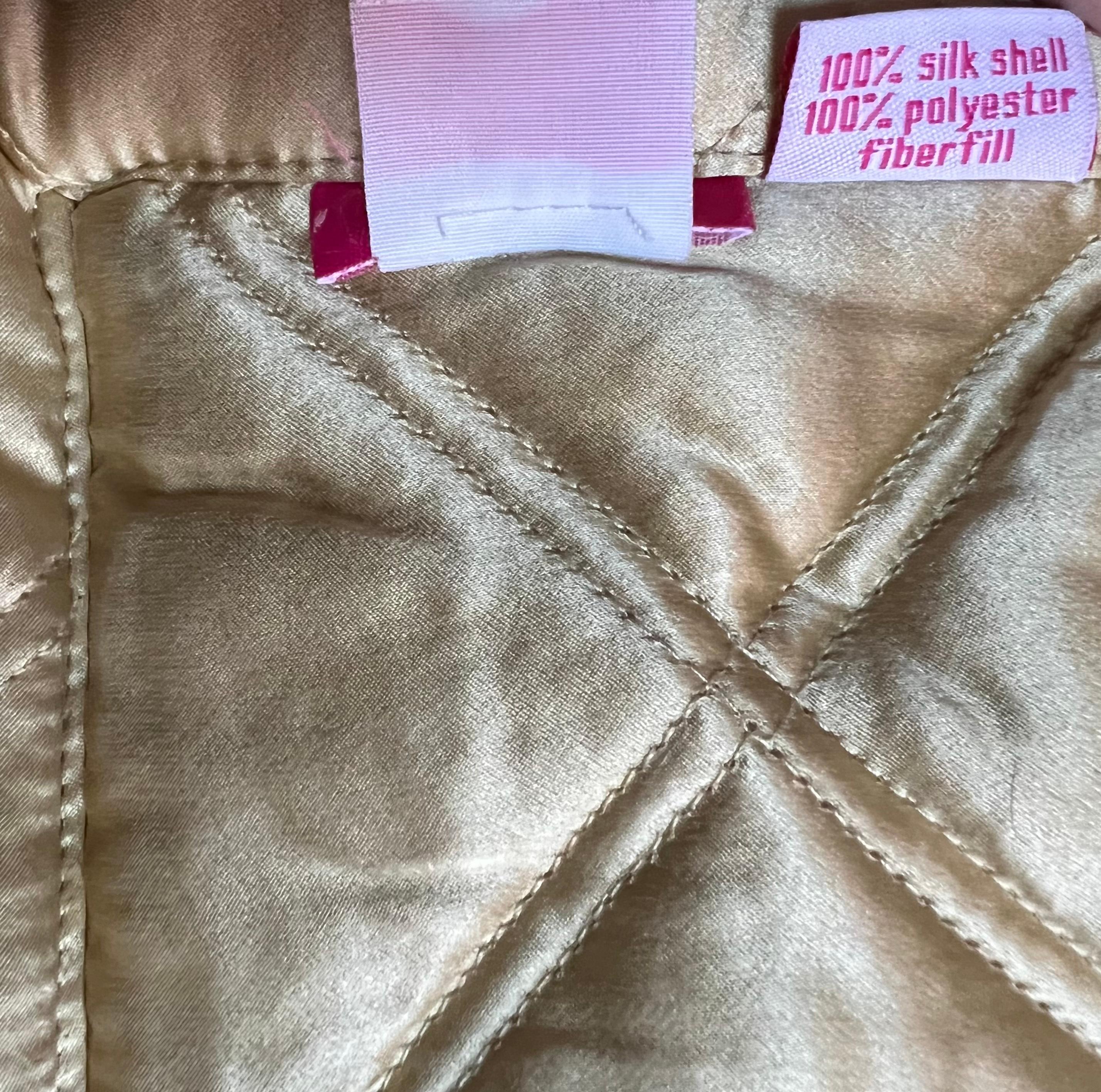 Glorious Gold Silk Charmeuse Grand Diamond Quilted Throw Blanket In Excellent Condition For Sale In Brooklyn, NY