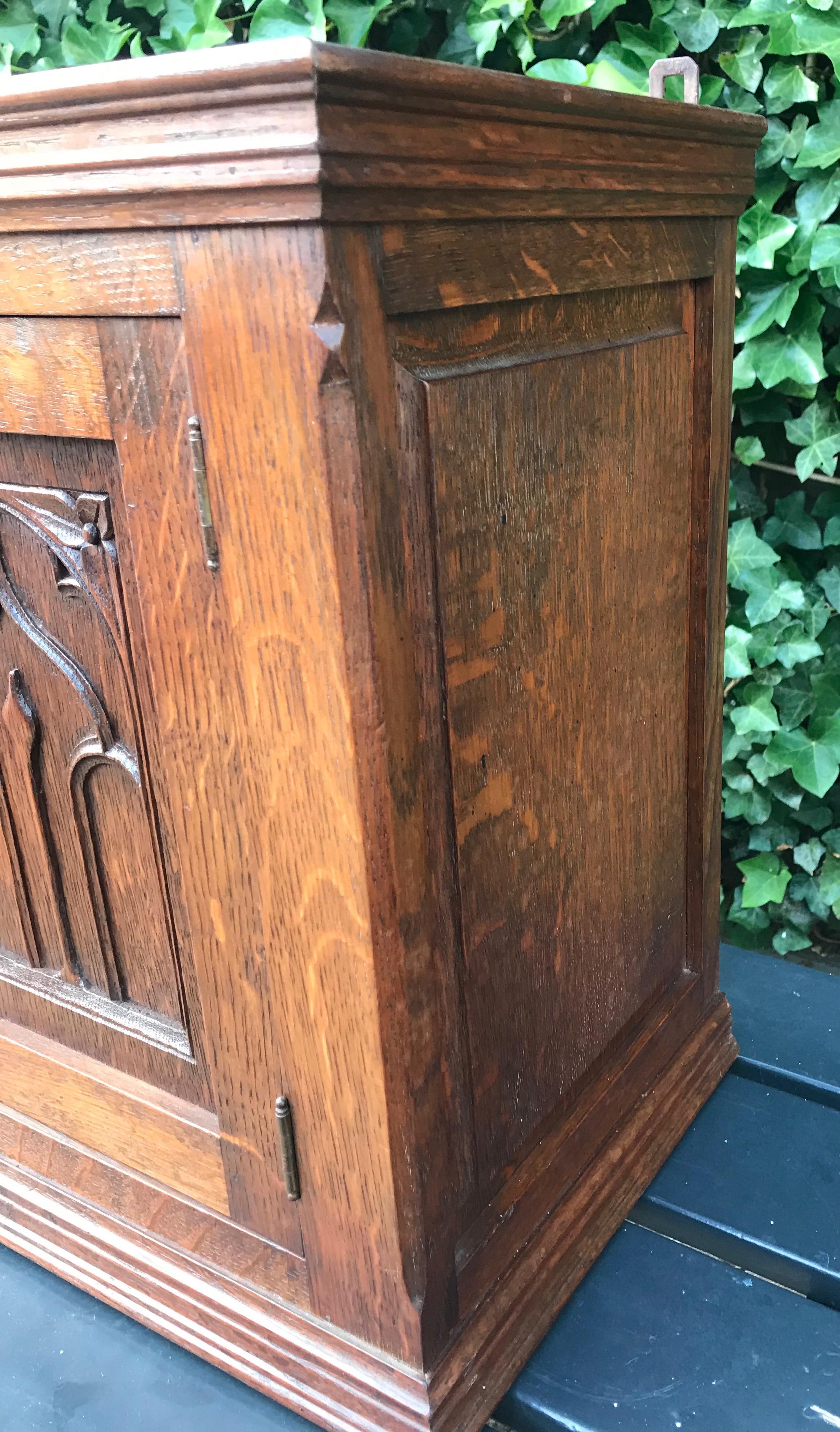Hand-Carved Glorious Looking Antique Handcrafted Oak Gothic Revival Hanging Wall Cabinet