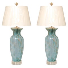 Paire de vases Murano vintage en turquoise pâle transformés en lampes sur mesure
