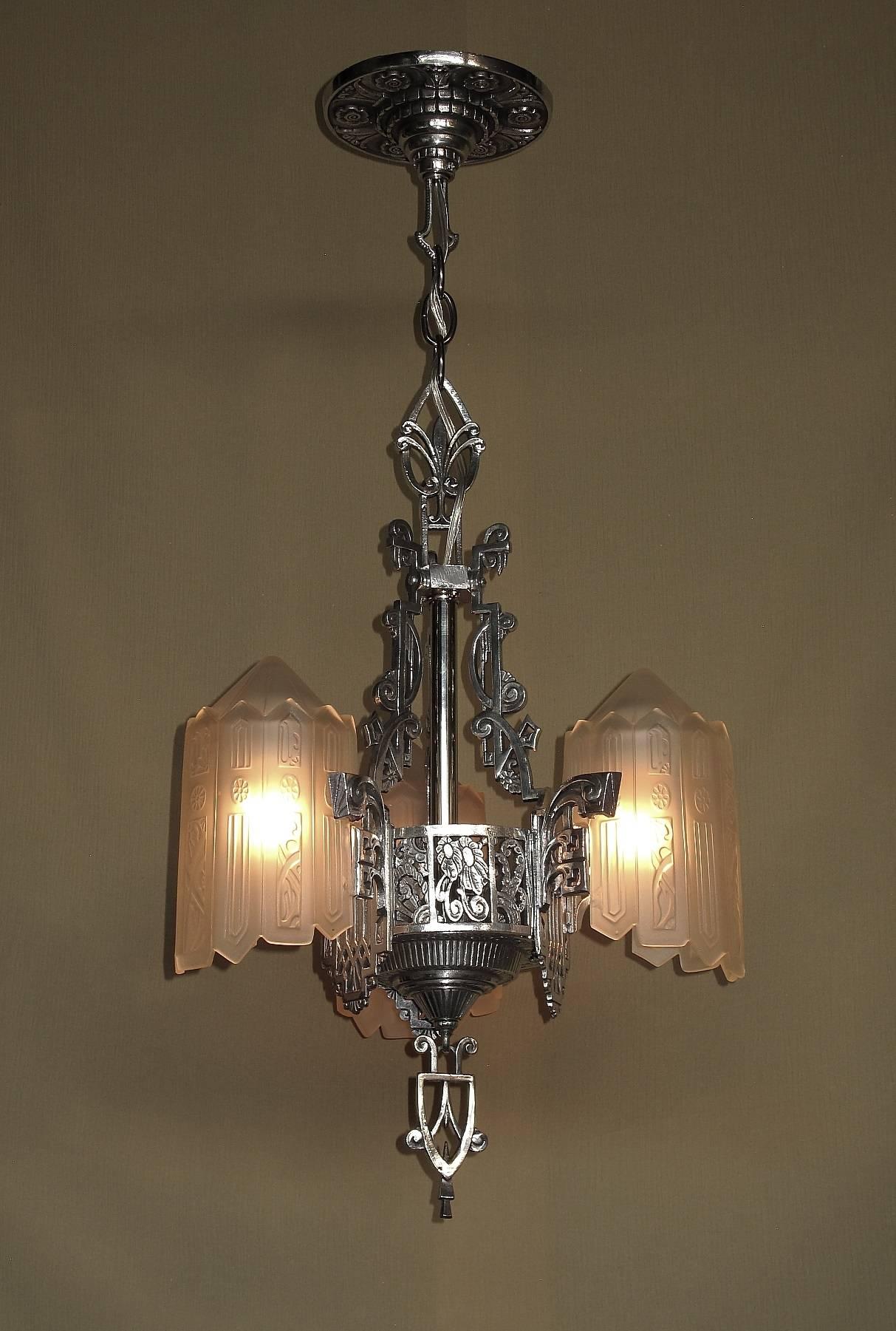 Glorious Three Shade Art Deco Chandelier, Late 1920s For Sale 2