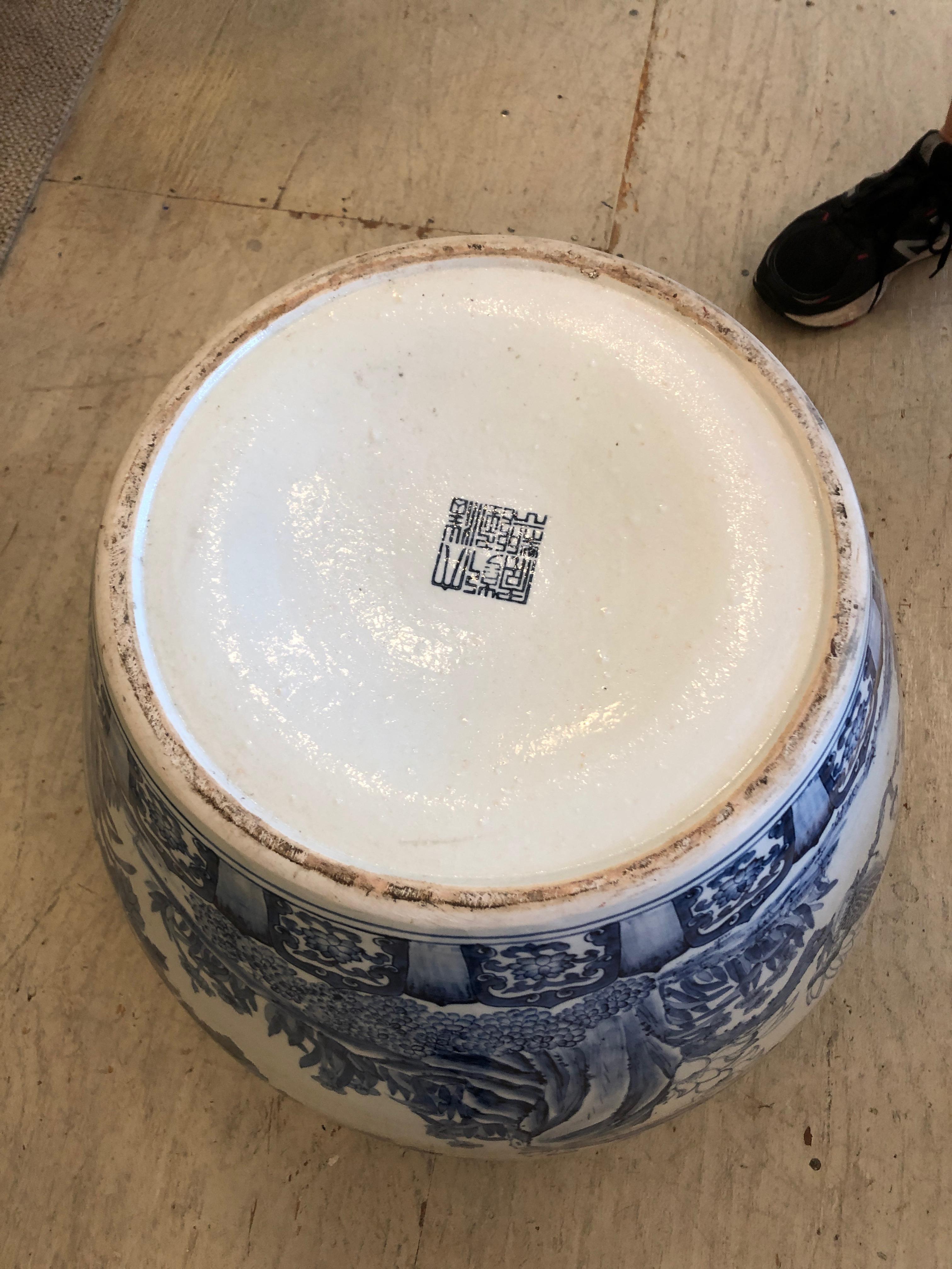 Gloriously Decorative Chinese Garden Seat Occasional Side Drinks Table 3
