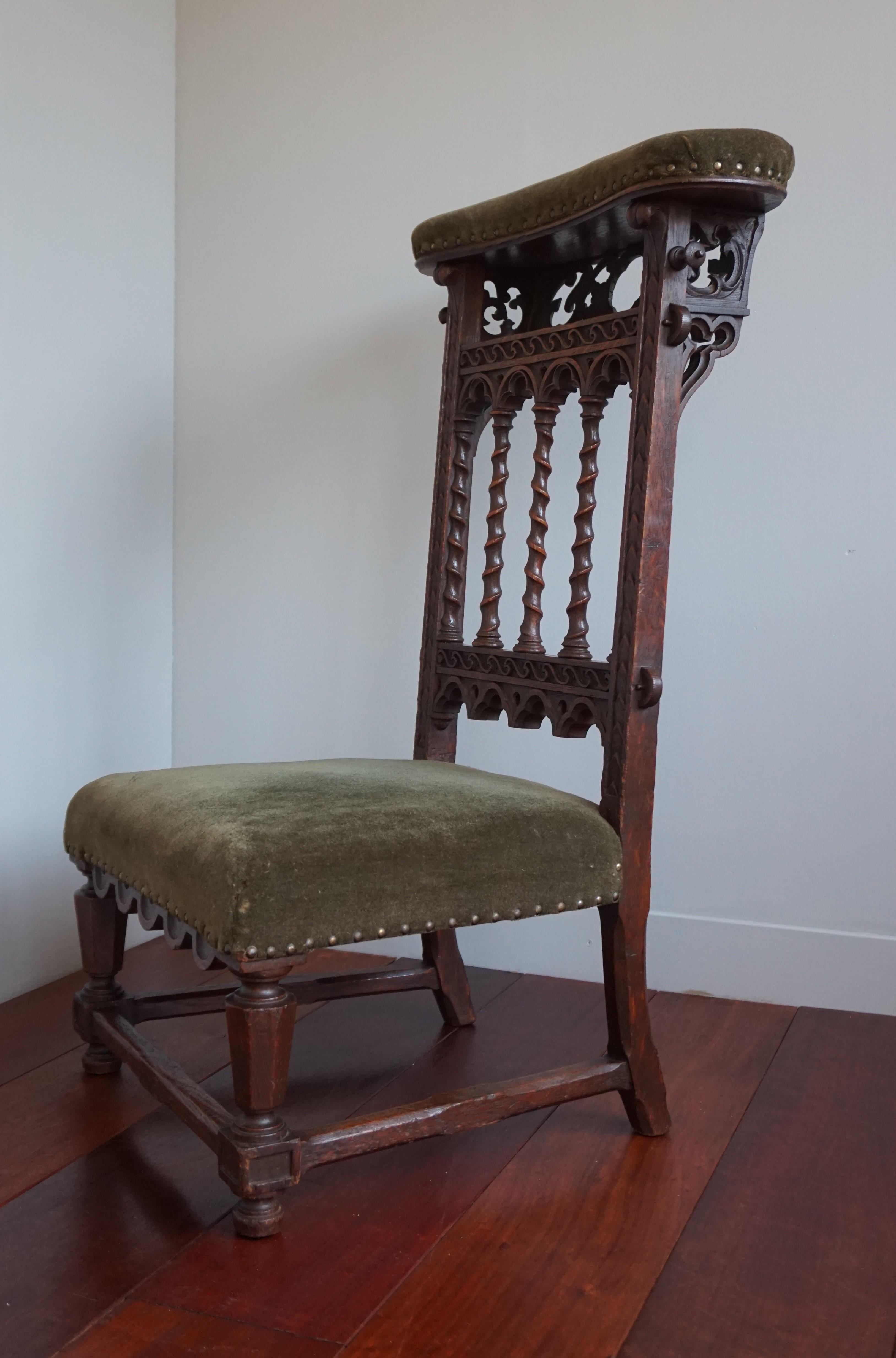 Gloriously Hand Carved & Great Condition Antique Gothic Revival Pray Chair 1800s 12