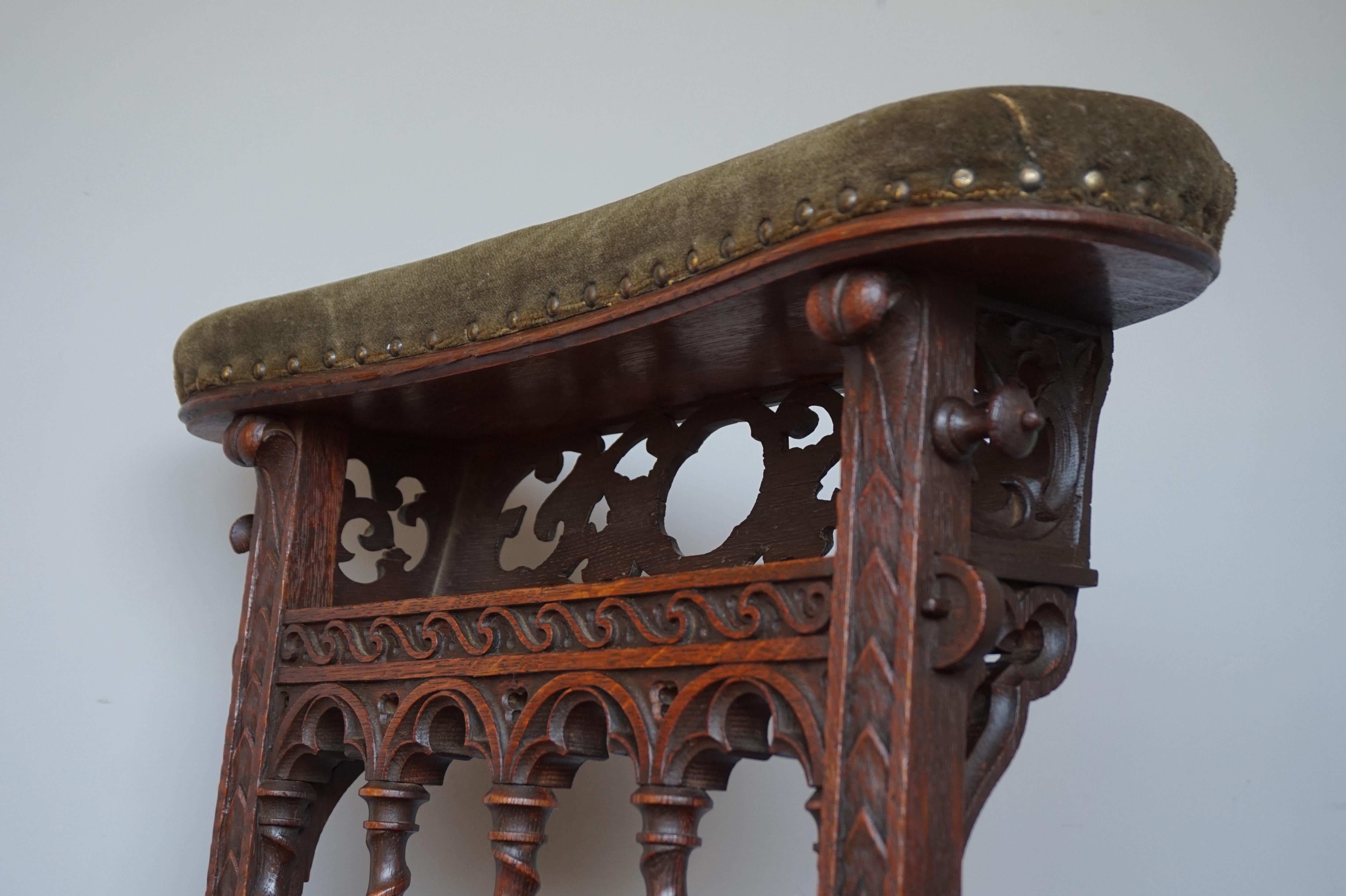 Dutch Gloriously Hand Carved & Great Condition Antique Gothic Revival Pray Chair 1800s