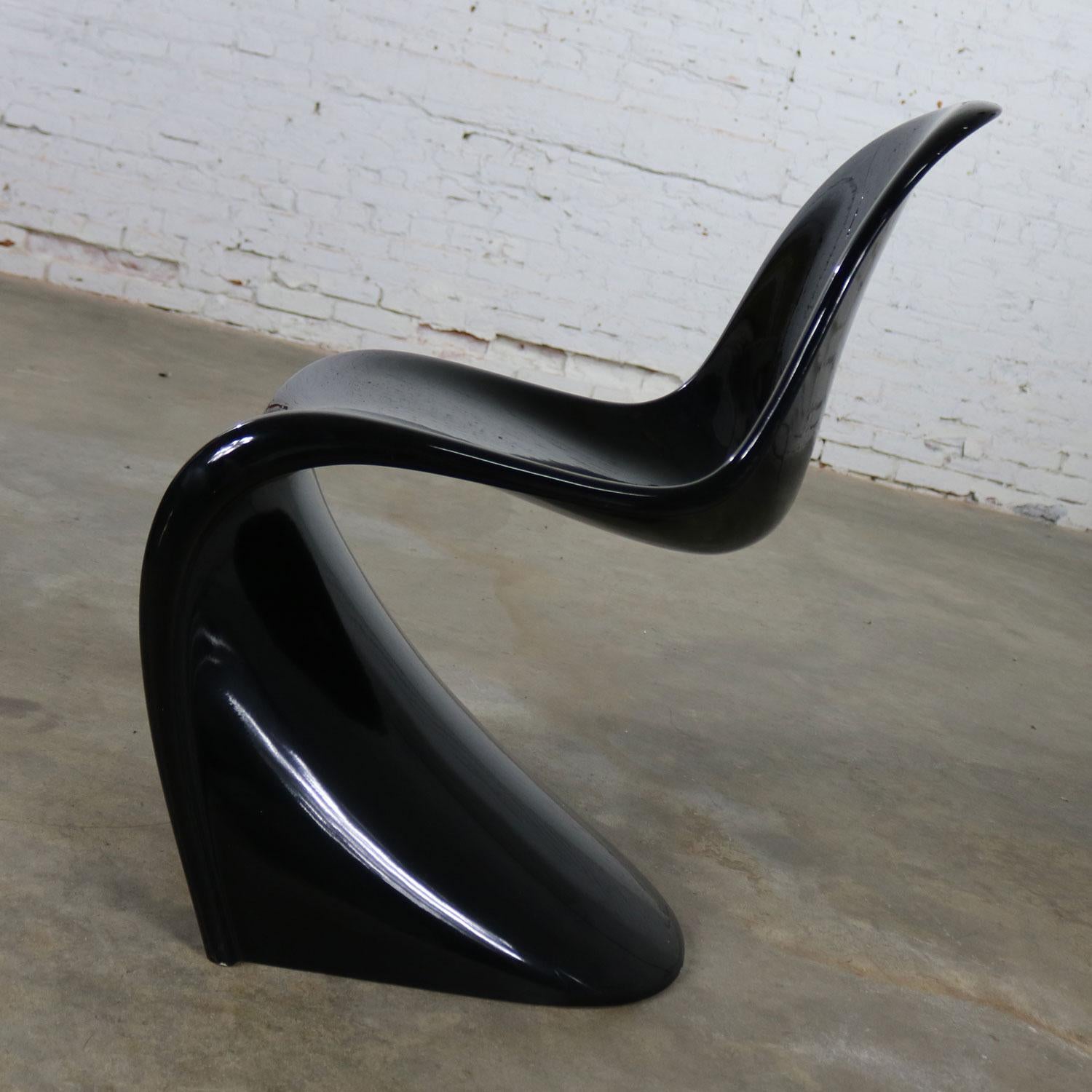 Swiss Gloss Black Verner Panton Chair Classic Molded S Chair by Vitra Signed