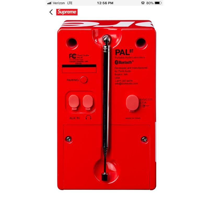 Supreme /Tivoli Pal BT Audio-Spiegelleuchter, glänzend rot im Zustand „Neu“ im Angebot in Palm Springs, CA