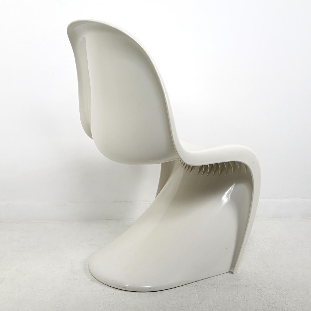 Danois Chaise Panton blanche brillante de Verner Panton/Herman Miller Fehlbaum Production en vente