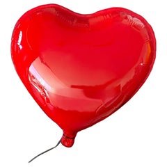 Sculpture en céramique brillante avec ballon en forme de coeur, Pop Art Rouge art mural contemporain