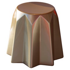 Sgabello Pandoro oro metallizzato lucido di Gianni Arnaudo