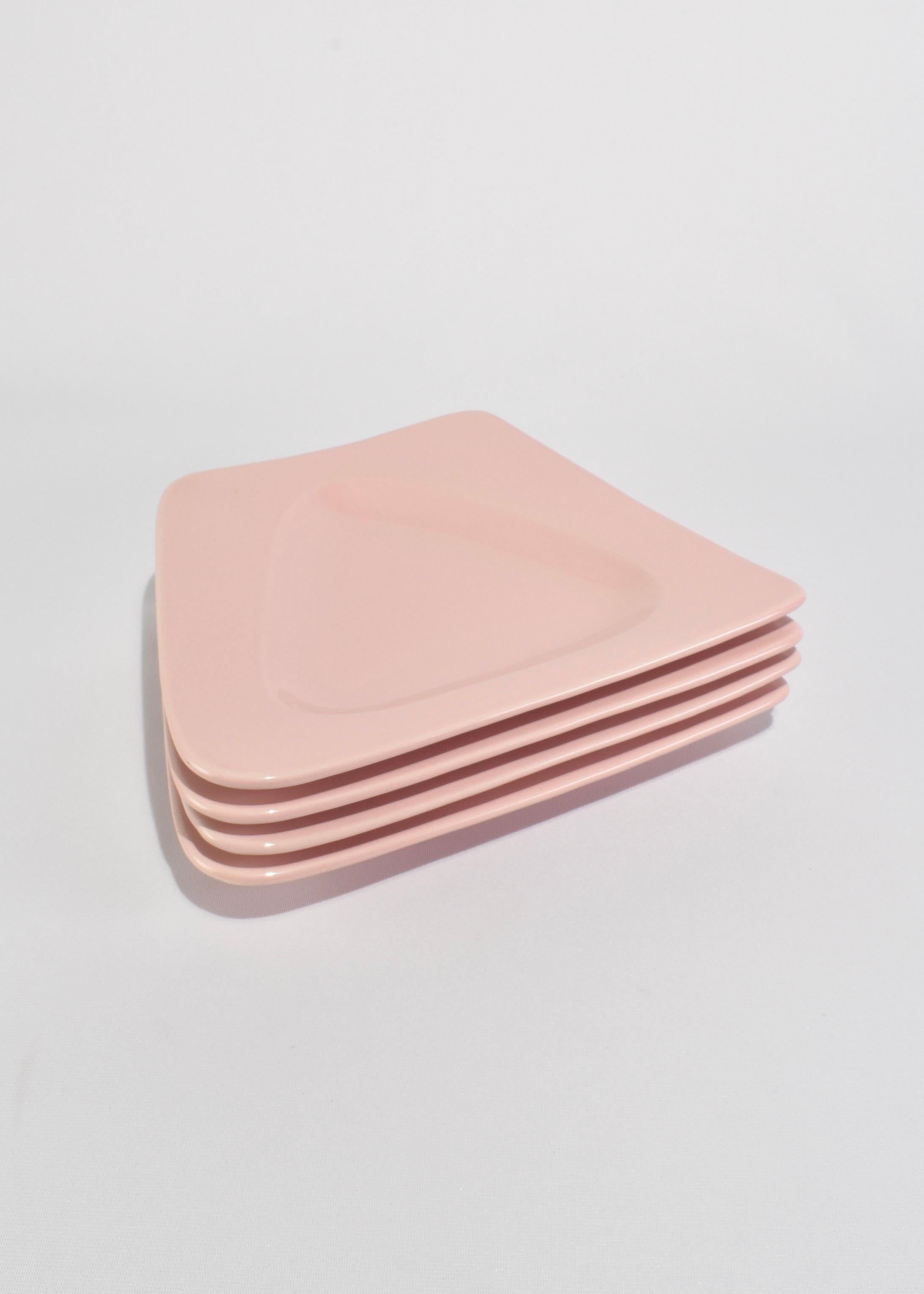 Juego de platos rosa brillante Italiano en venta