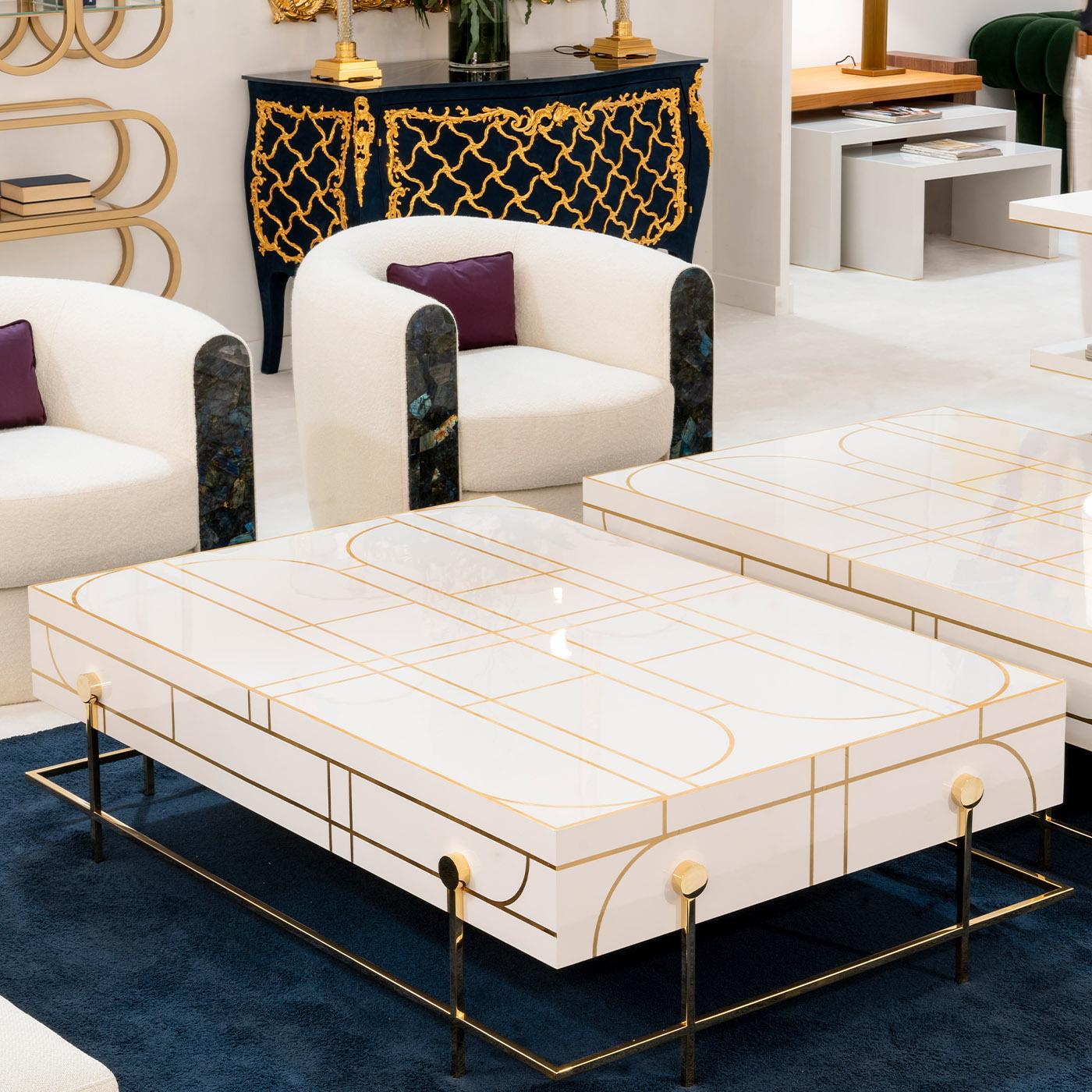 Italian Glossy White and Gold Coffee Table For Sale