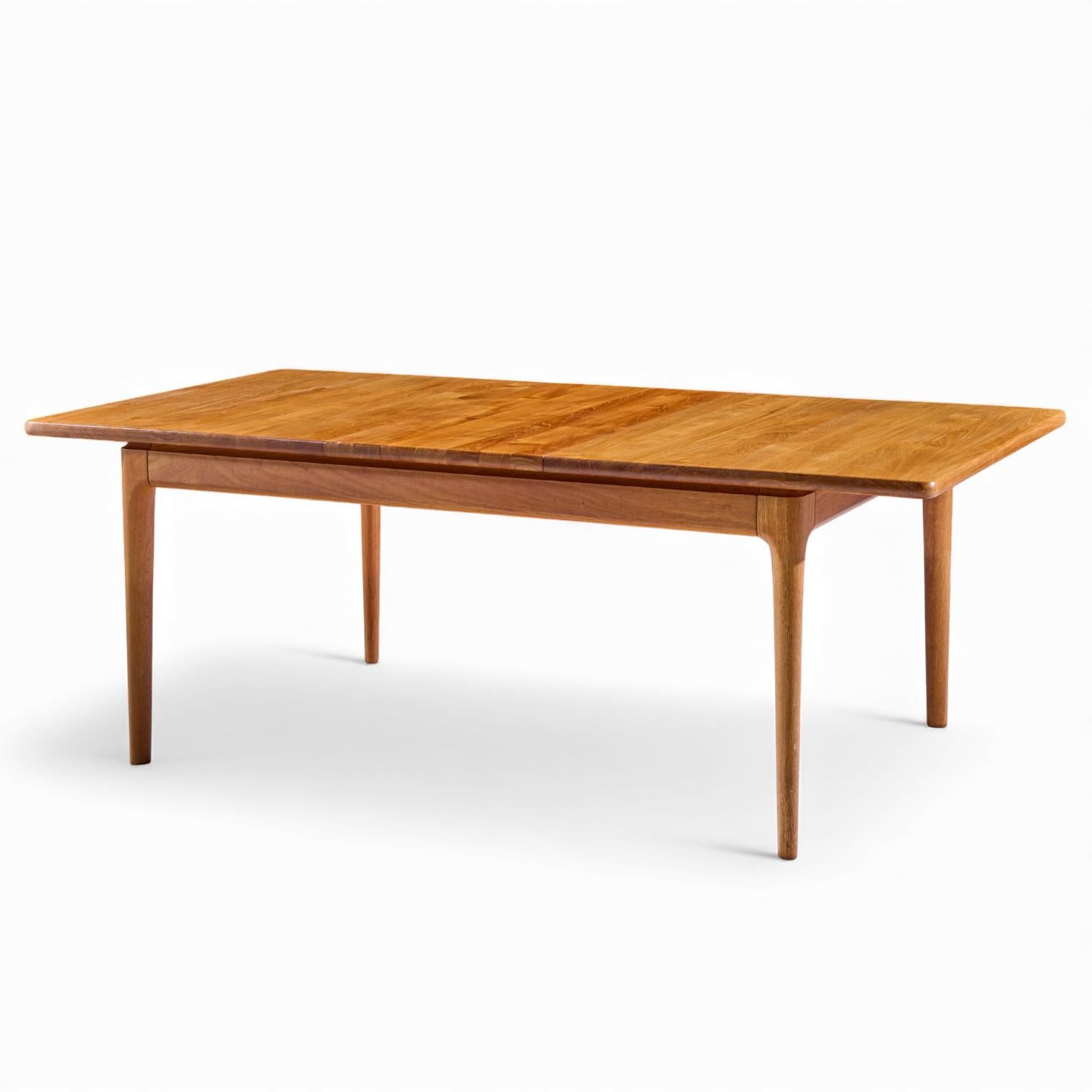 Glostrup Møbelfabrik Mid Century Danish Teak Hidden Leaf Dining Table - 2 Leaves For Sale 6